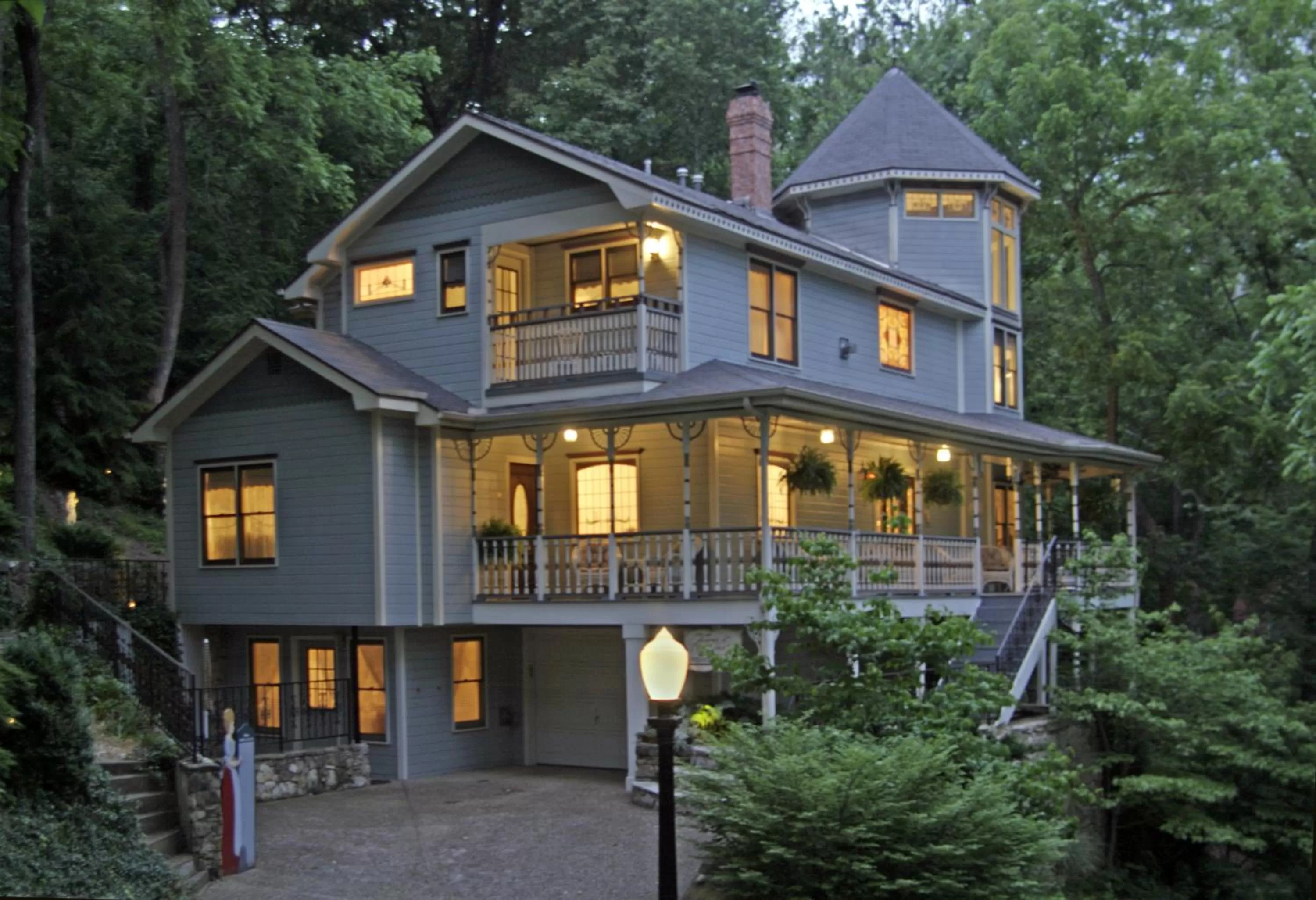 Facade/entrance, Property Building in Arsenic and Old Lace Bed & Breakfast Inn