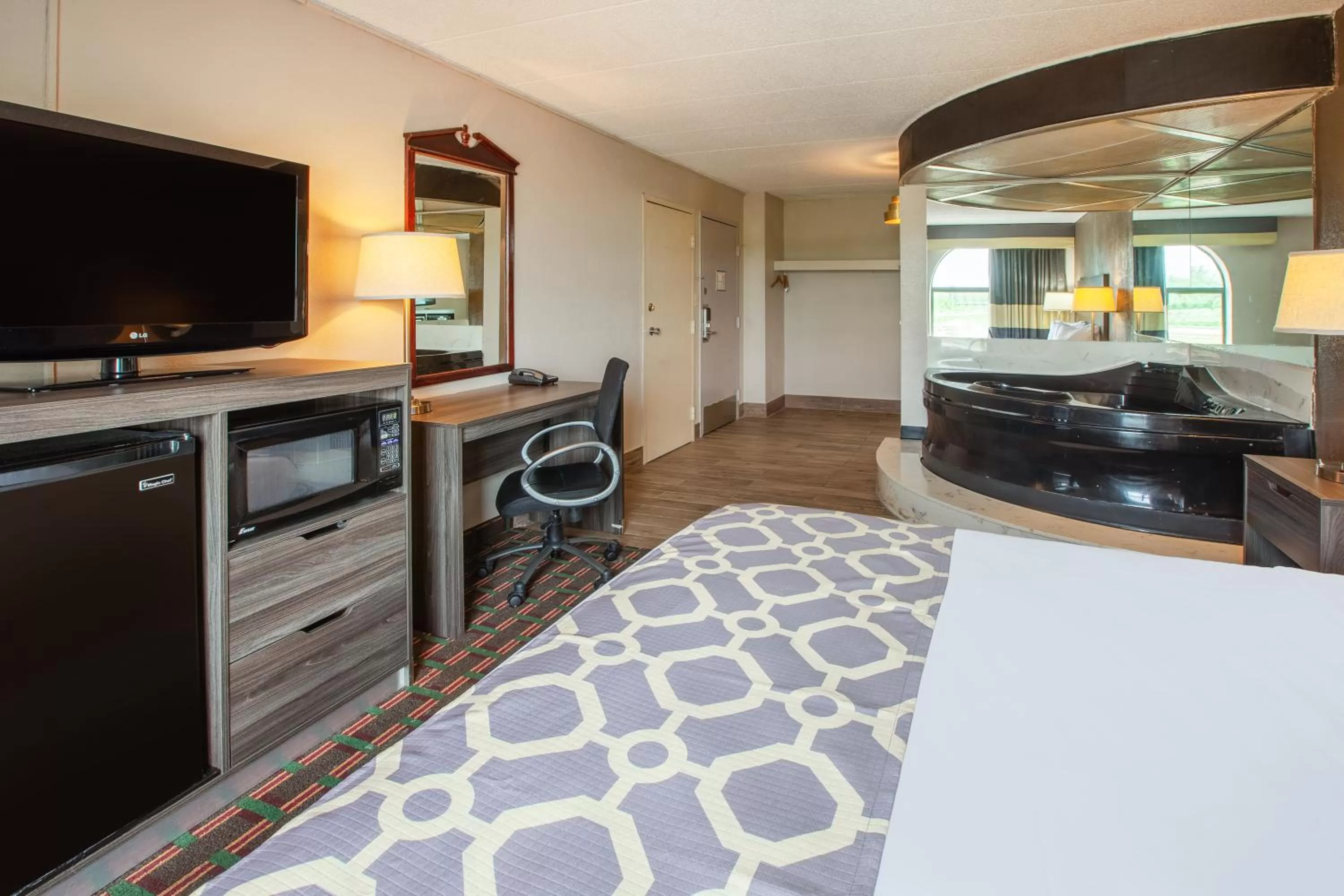 Bed in Baymont by Wyndham Northwood