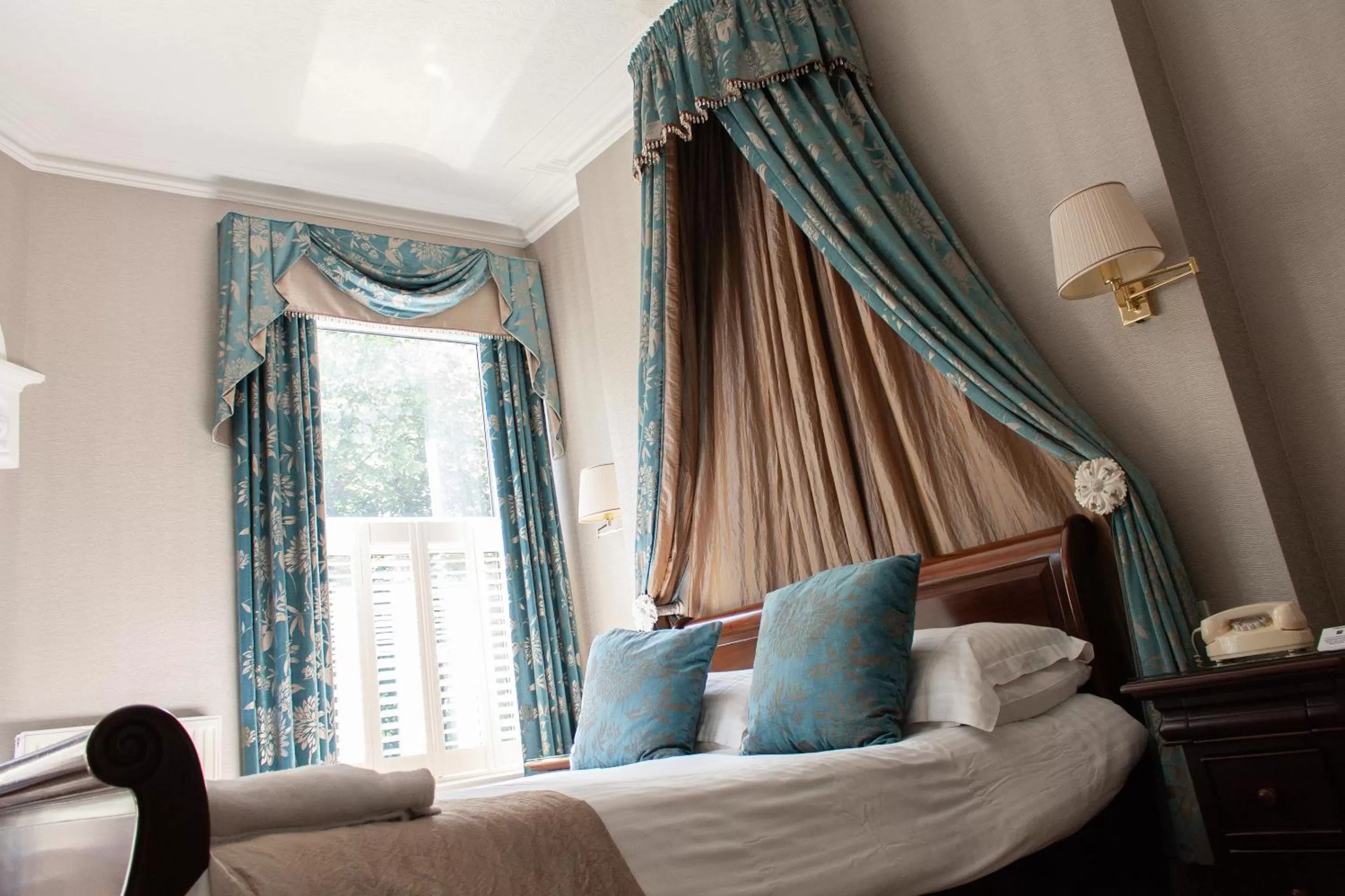 Decorative detail, Bed in Ascot House