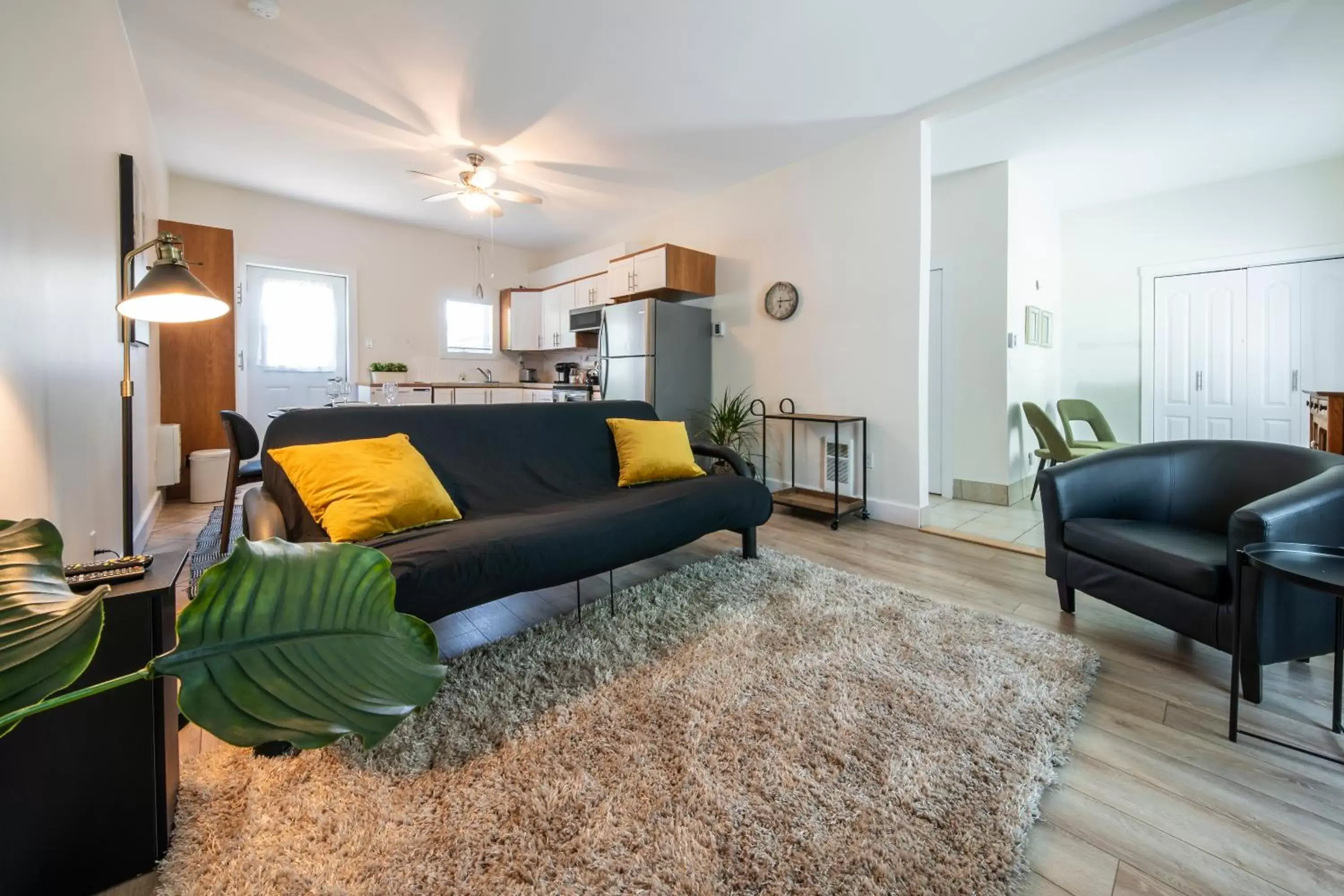 One-Bedroom Apartment in Square Victoria Maison Hôtelière One-Bedroom Apartment in Square Victoria Maison Hôtelière