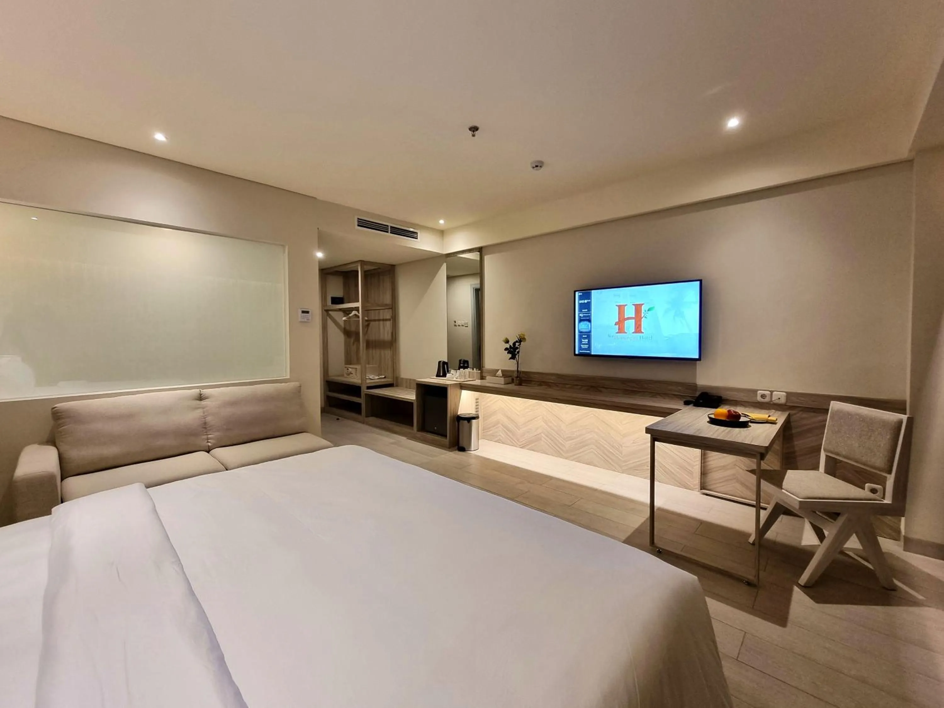 Bedroom, Bed in Hemangini Hotel Bandung