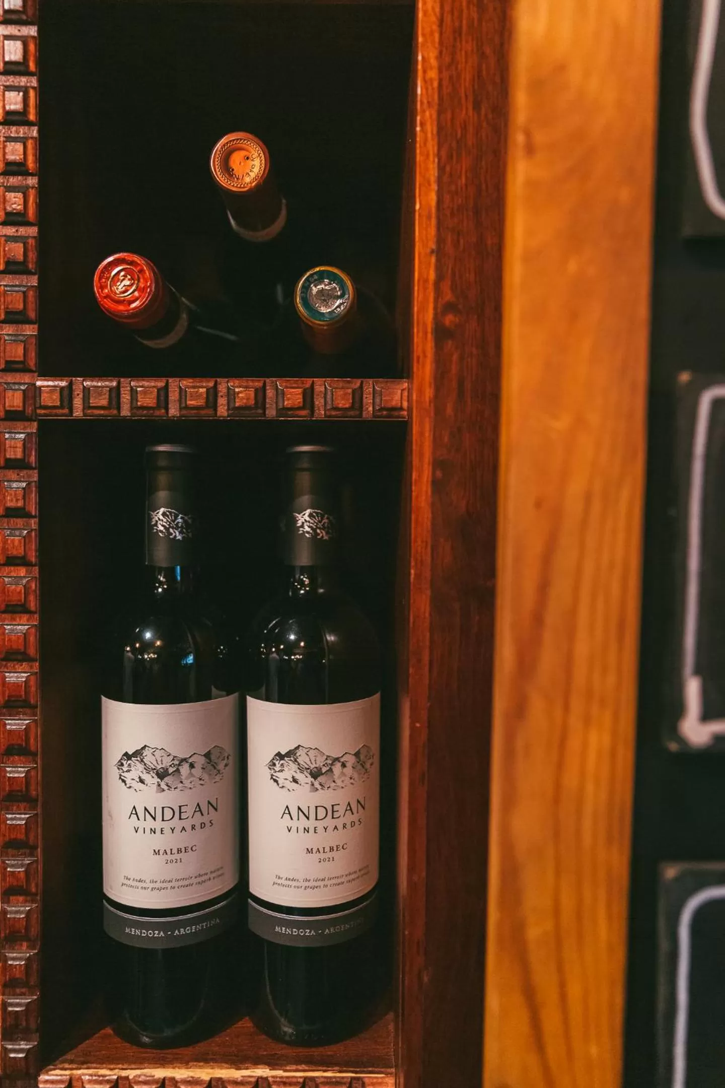 Property building in Rose & Crown Inn