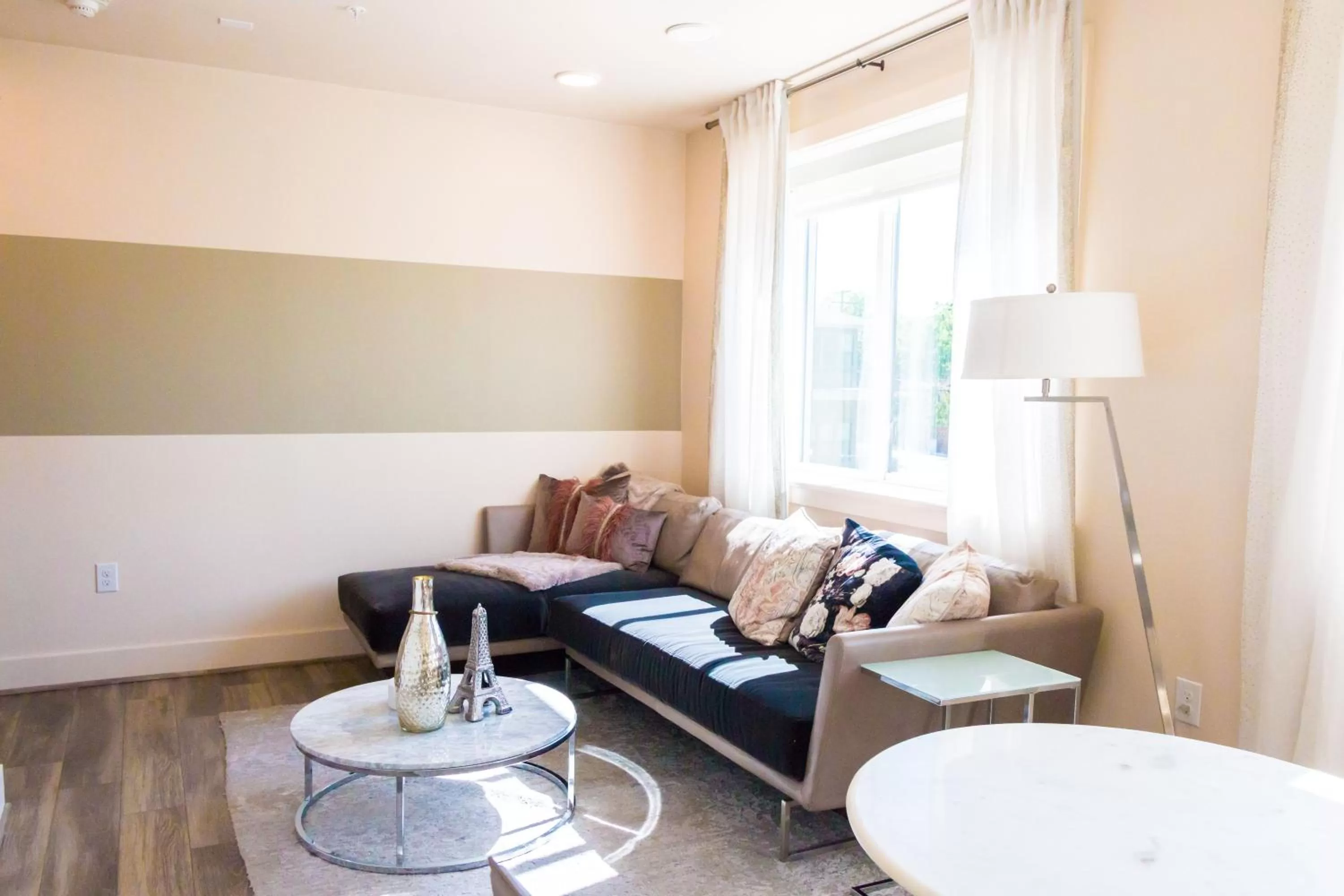 The Bishop Arts Hotel by Qresorts