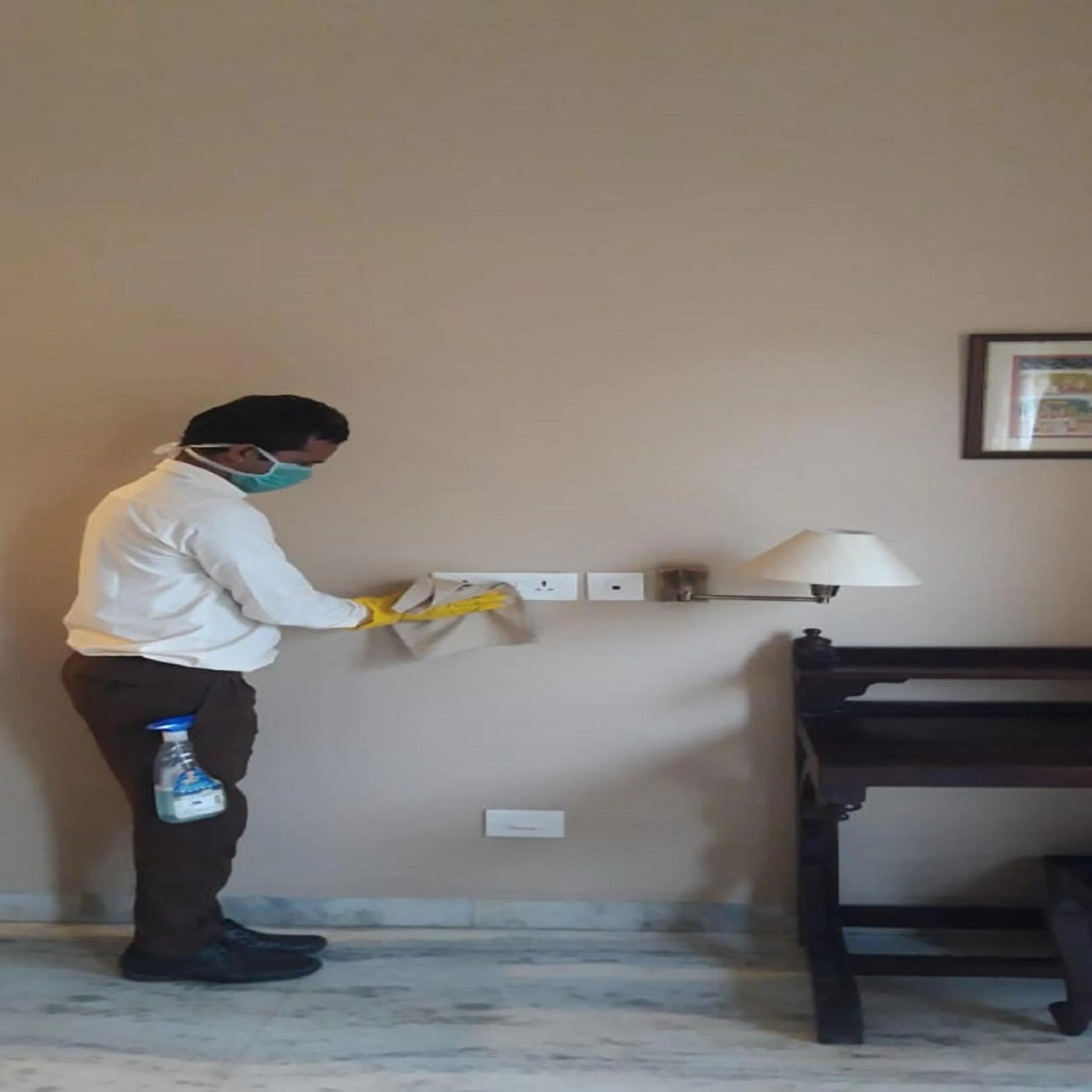 Staff in The Hadoti Palace, Bundi