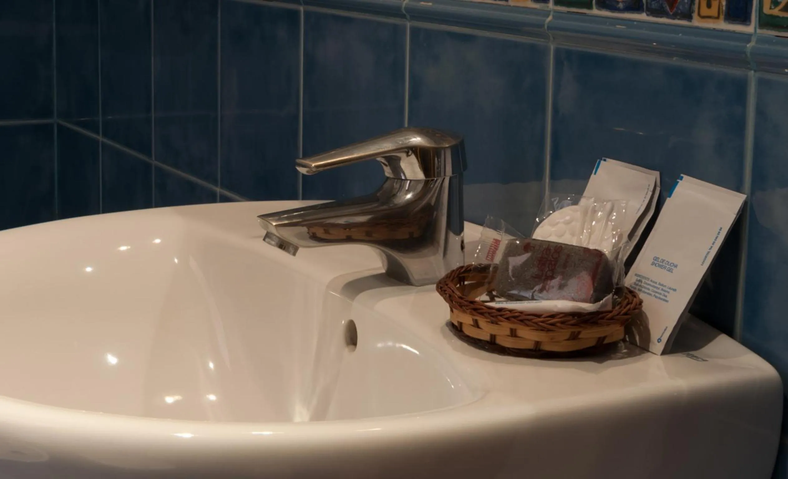 Bathroom in Hotel Cantón