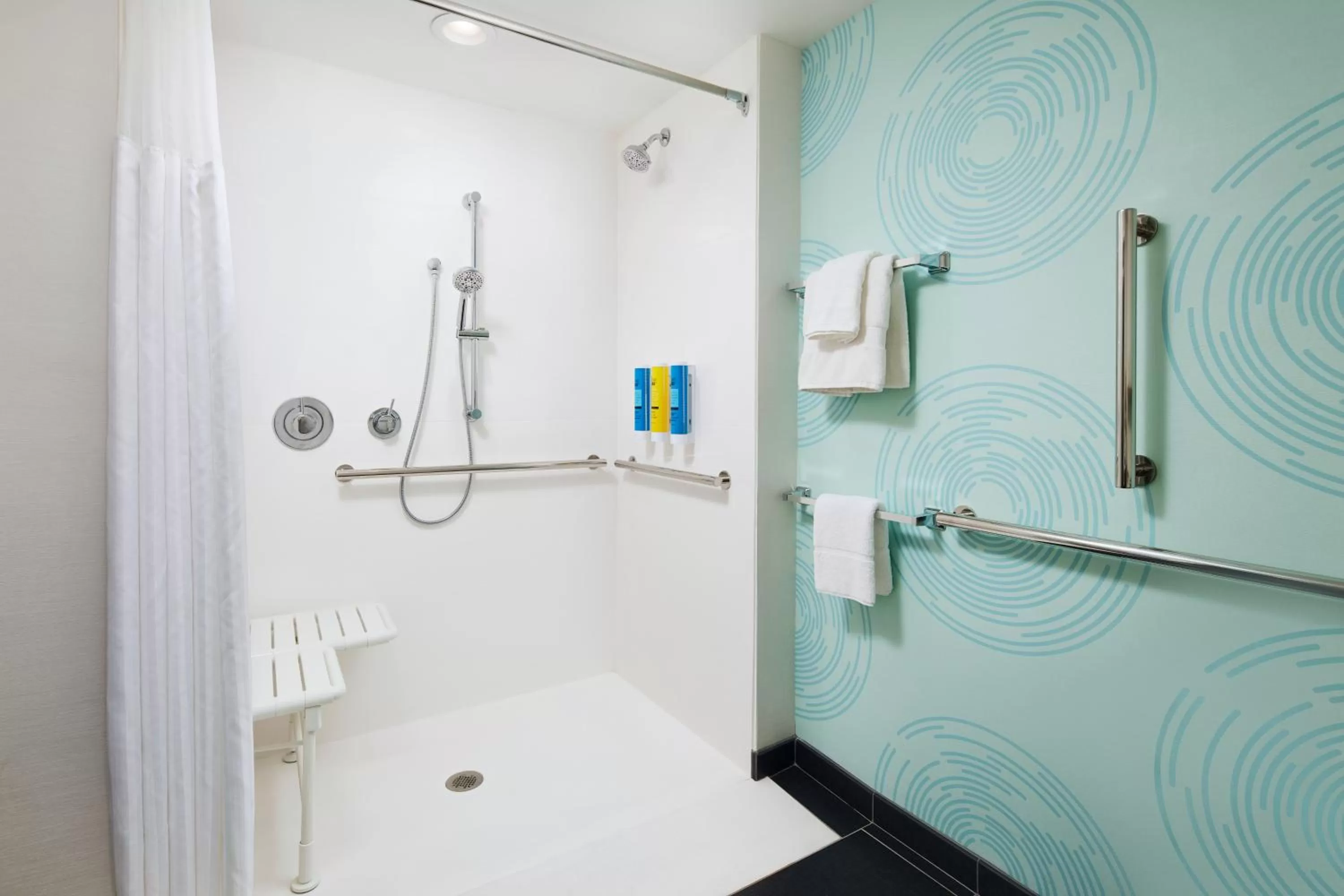 Shower in Tru By Hilton Charleston Airport