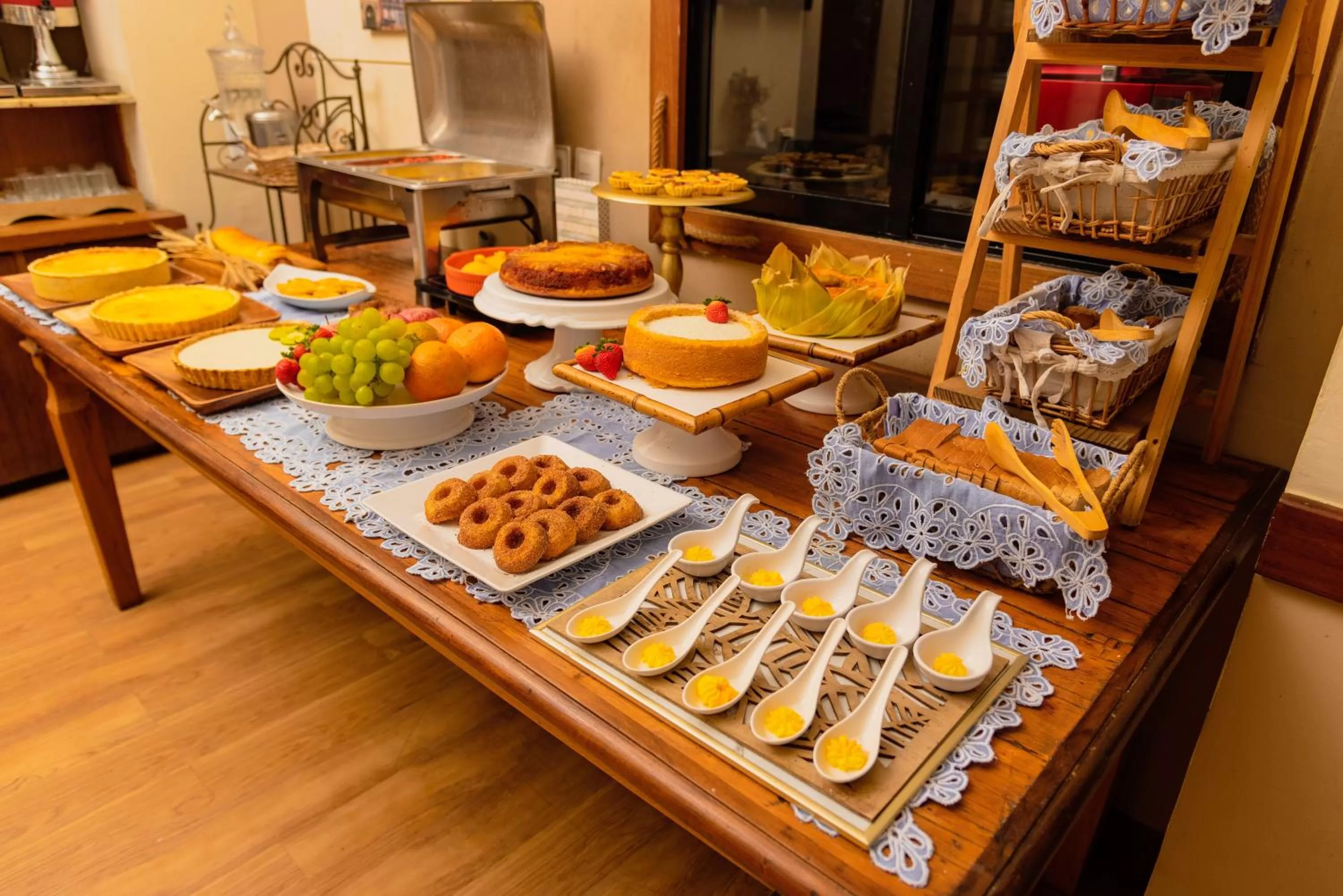 Food in Fortmar Hotel