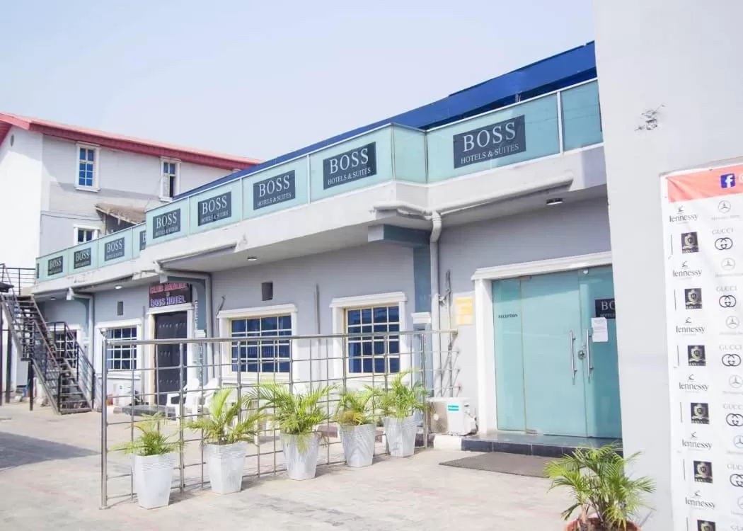 BOSS HOTELS & SUITES*****
