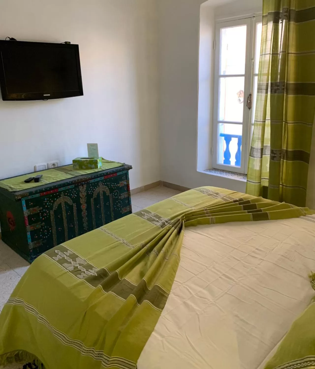 Decorative detail, Bed in Dar Lola