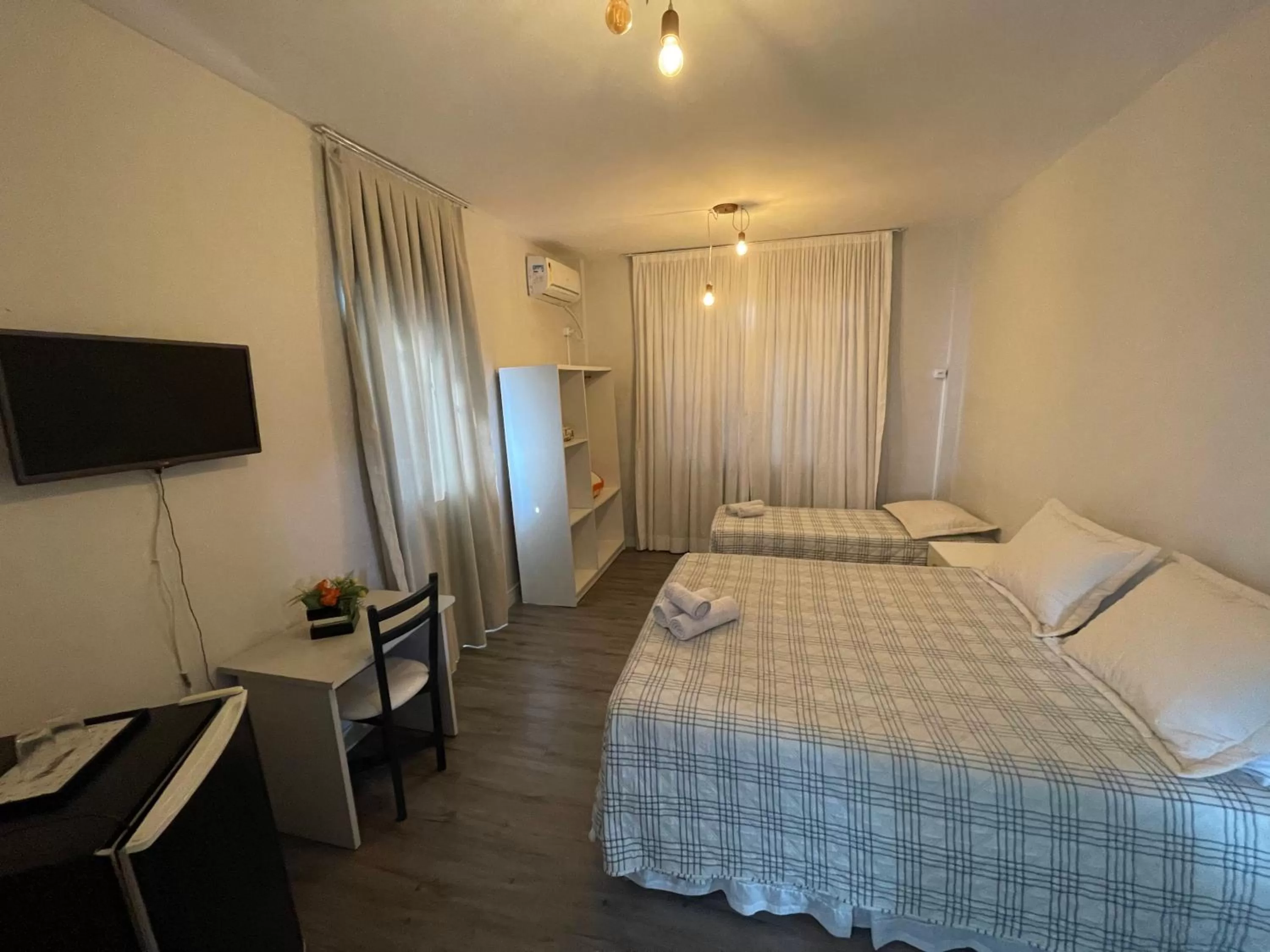 Bedroom, Bed in Shallom Hotel