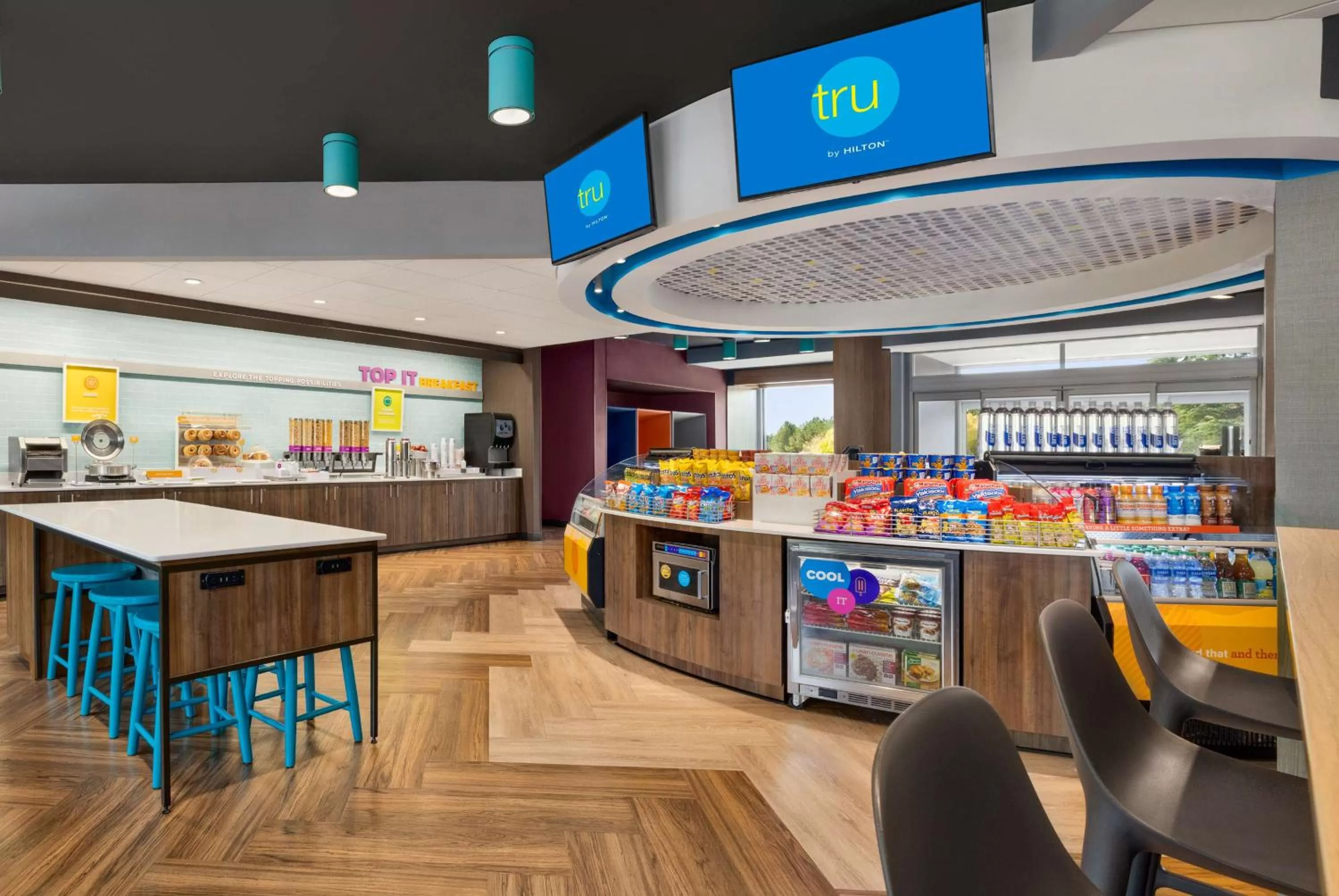 Breakfast in Tru Lawrenceville Atlanta I85 Sugarloaf