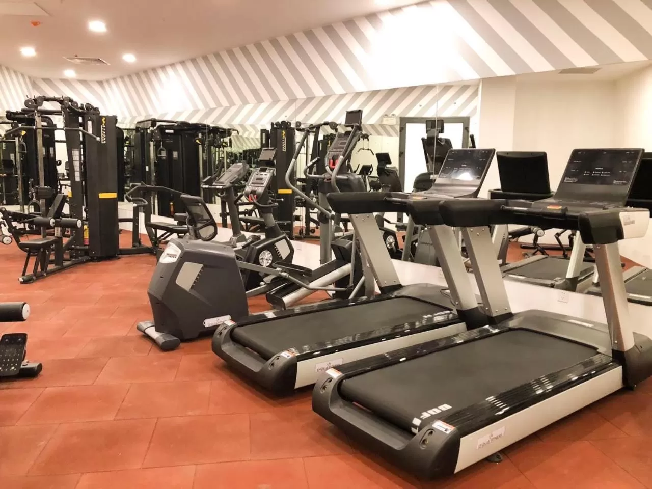 Fitness centre/facilities in DQua Hotel