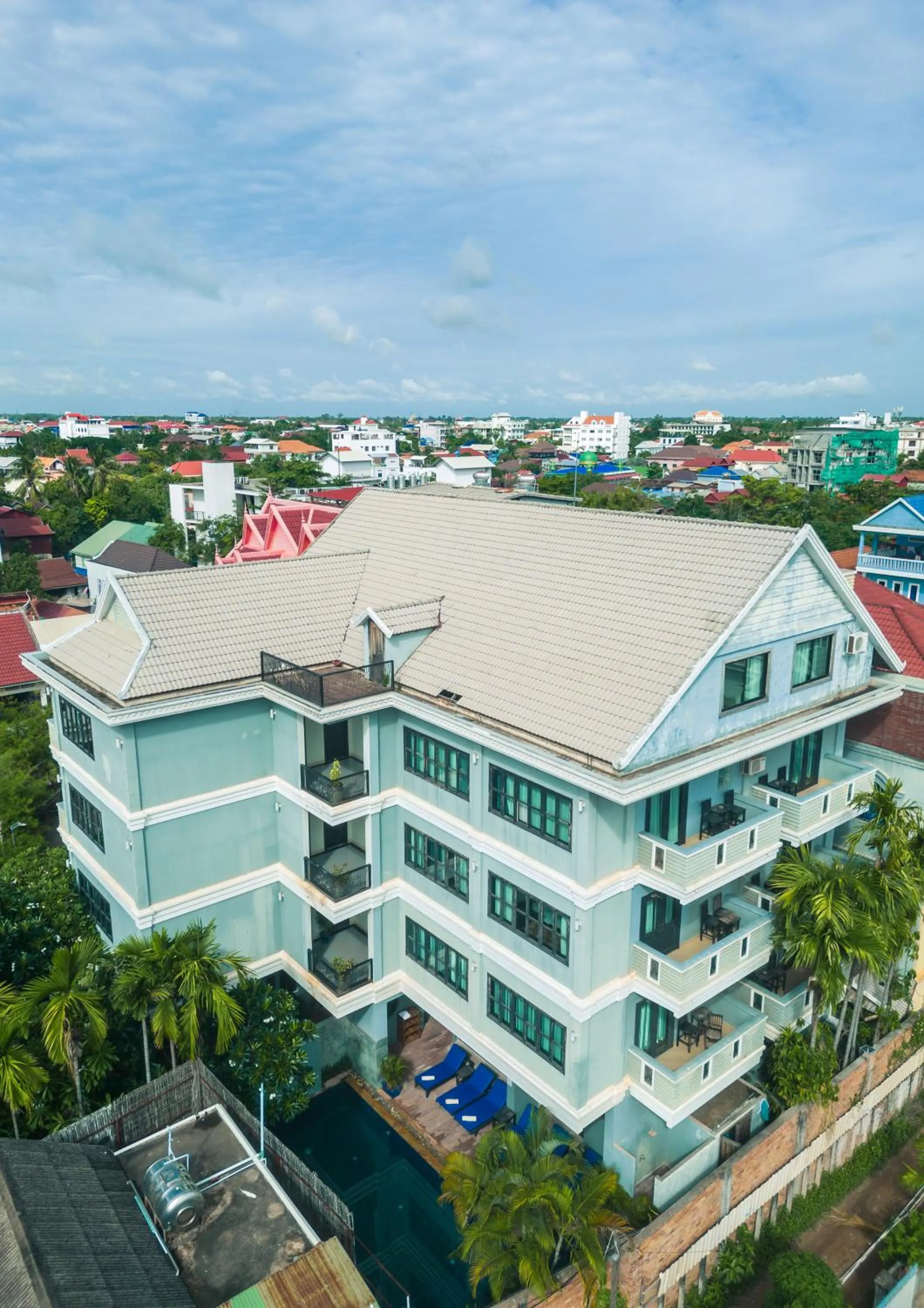 Property building in Siem Reap Comforts Hostel