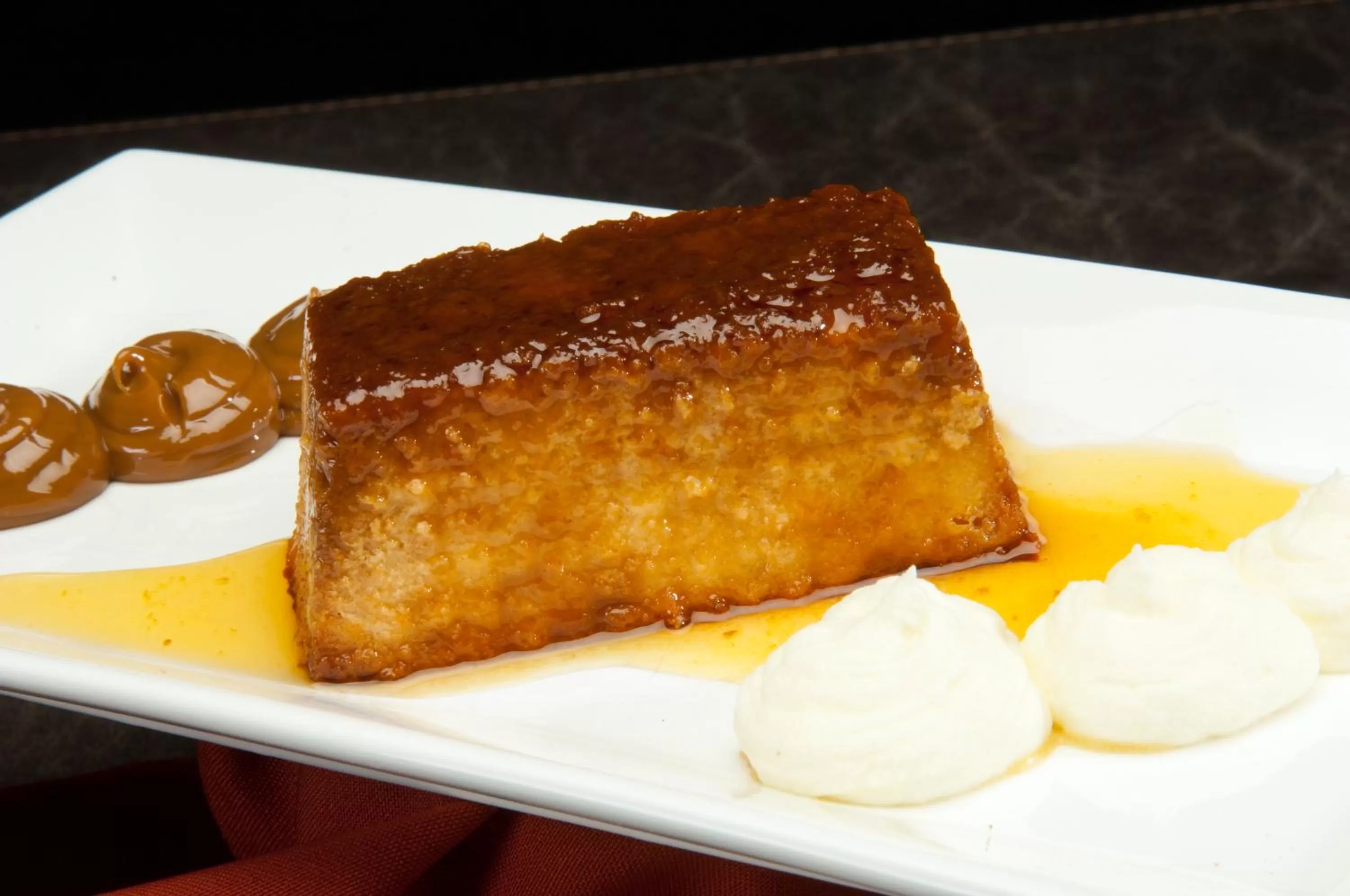 Restaurant/places to eat in Del Bosque Apart Hotel