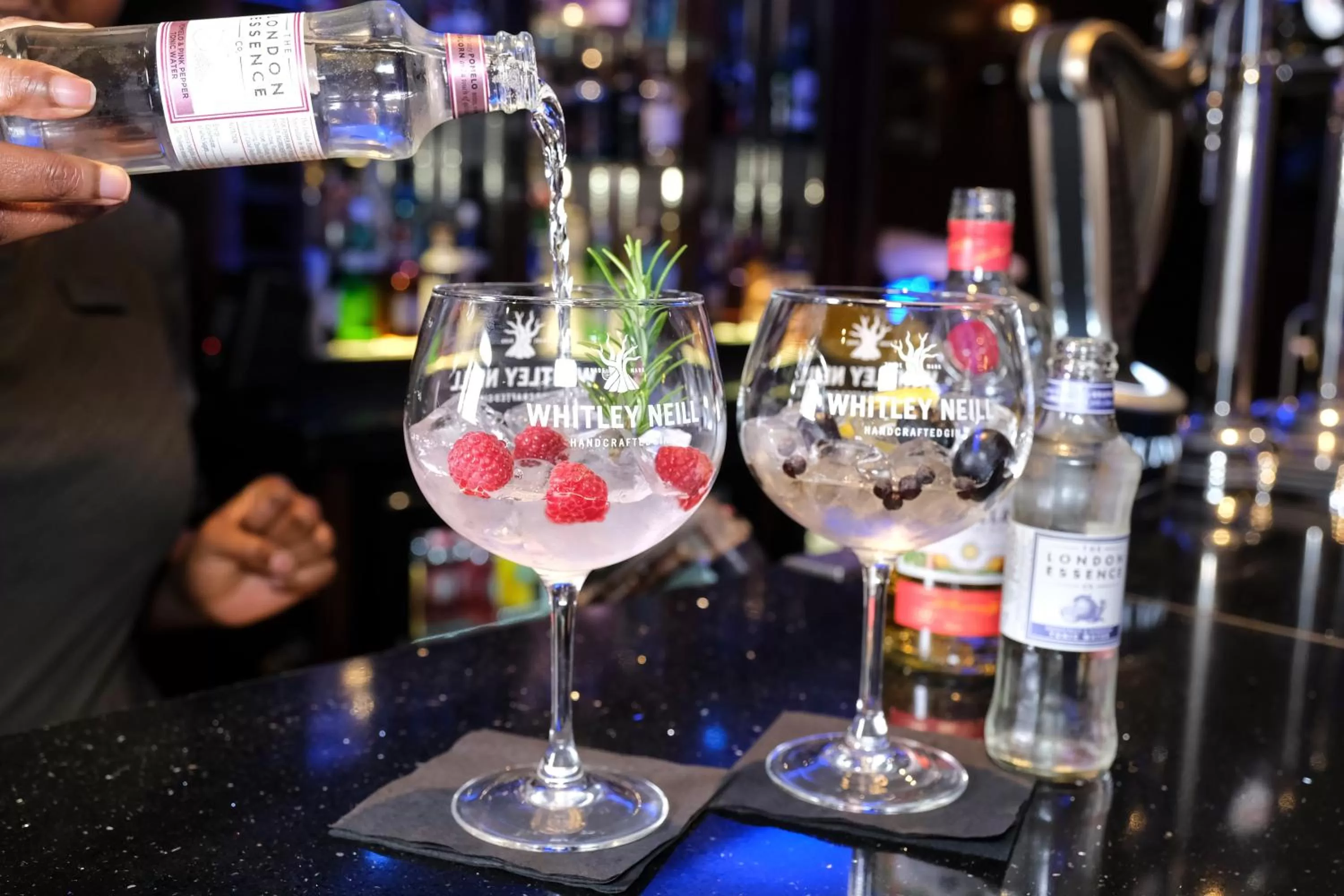 Lounge or bar in Crowne Plaza Liverpool - John Lennon Airport by IHG