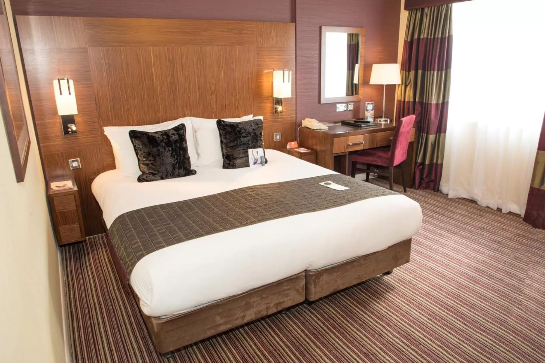 Standard Double or Twin Room in Crowne Plaza London - Gatwick Airport, an IHG Hotel