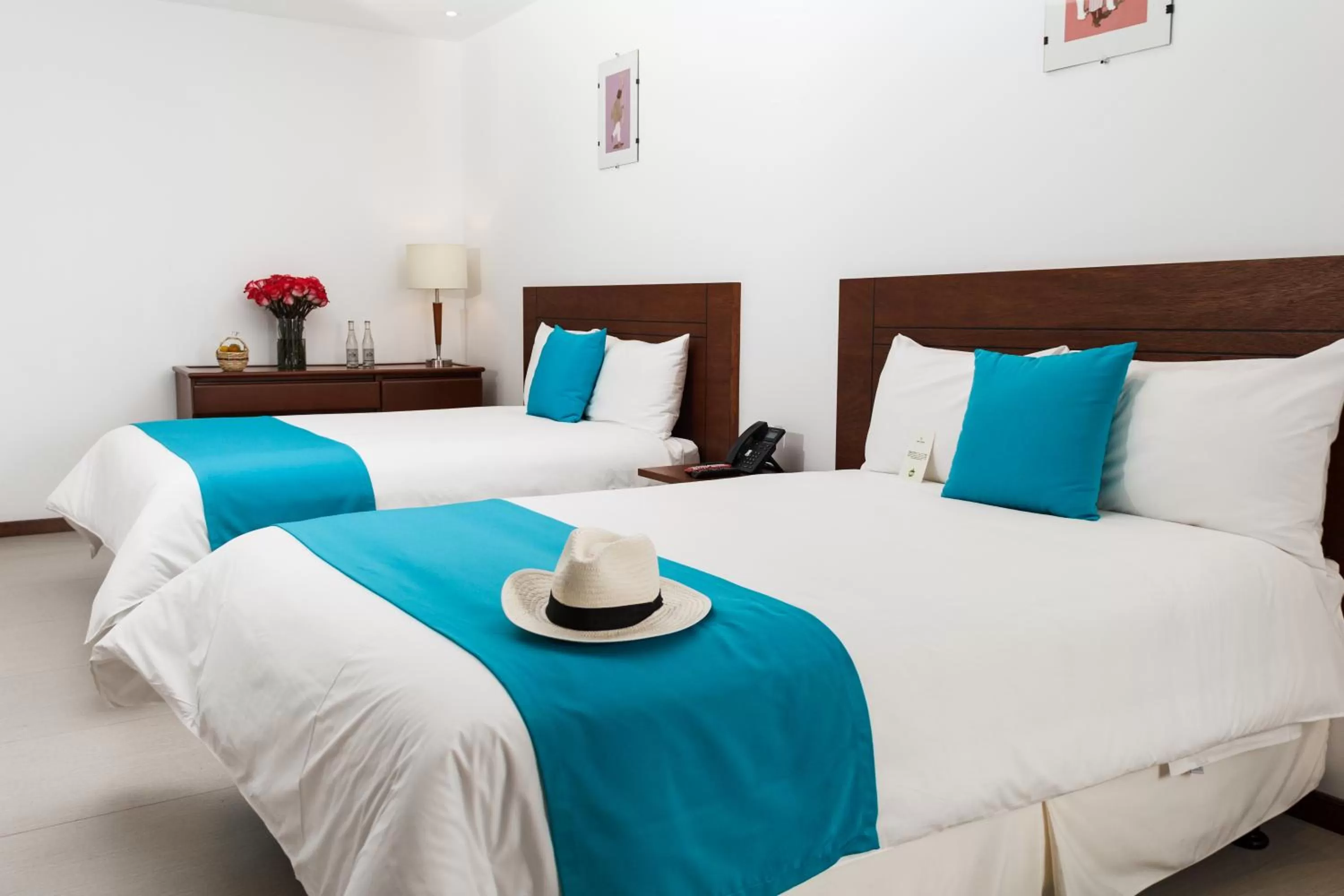 Photo of the whole room, Bed in REEC Latacunga by Oro Verde Hotels