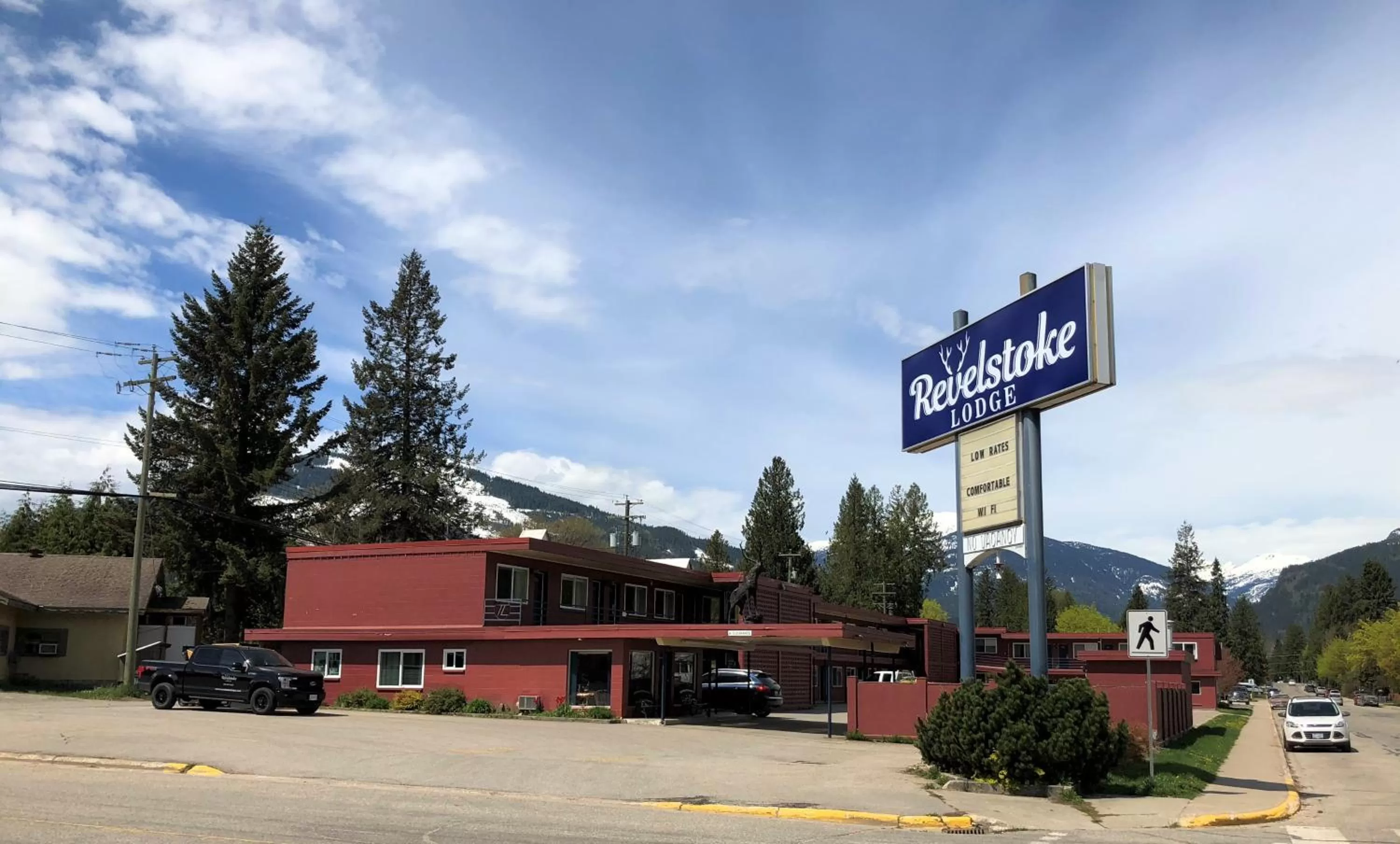 Revelstoke Lodge