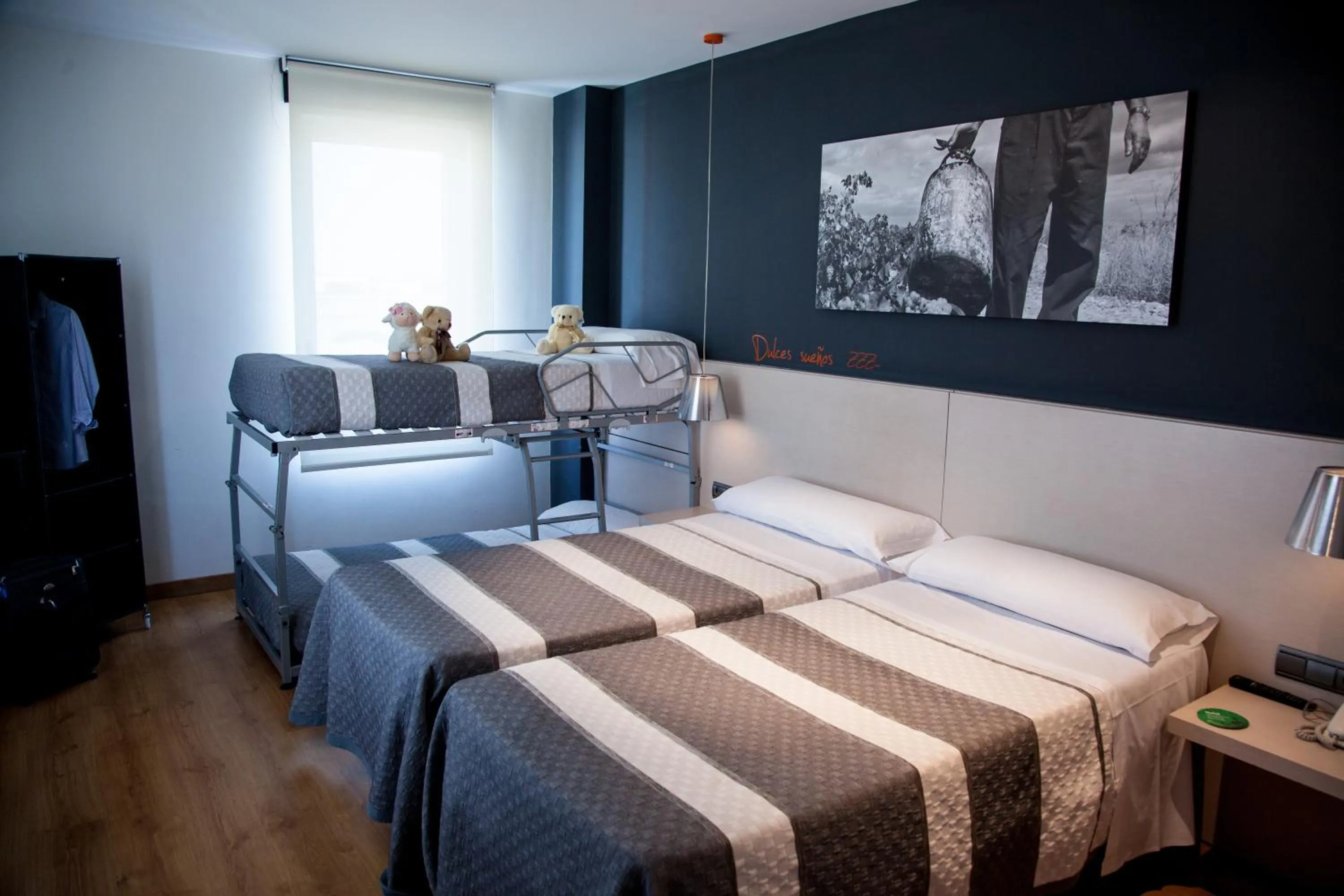 Bedroom, Bed in Hotel Bed4U Tudela