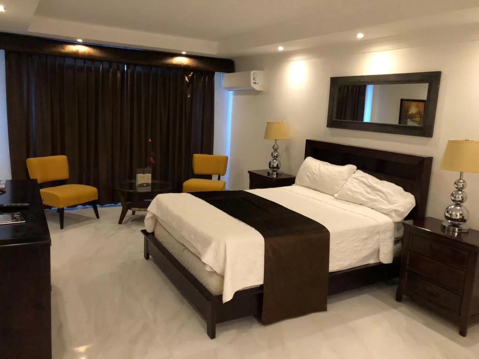 Photo of the whole room, Bed in Golden House Hotel & Convention Center