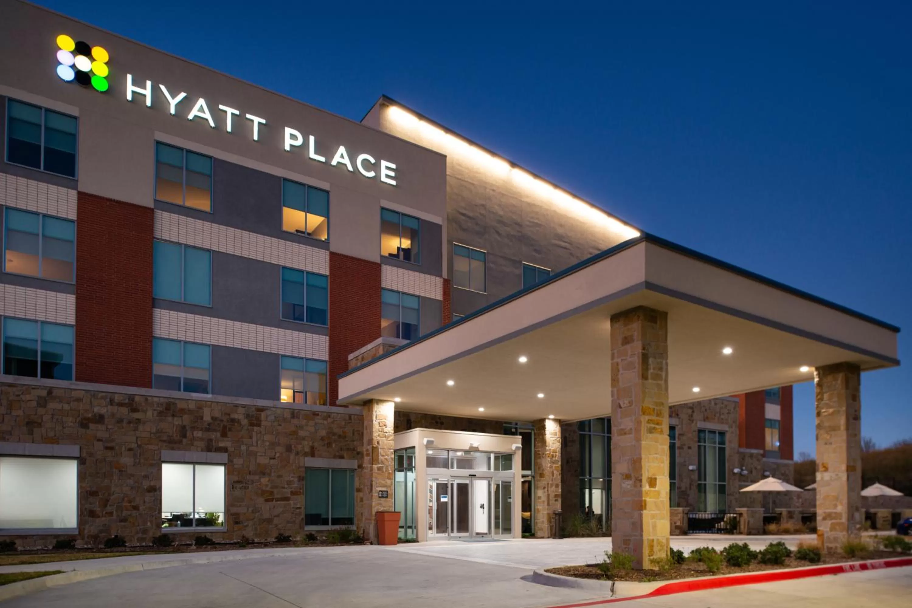 Property building in Hyatt Place Dallas/Rockwall