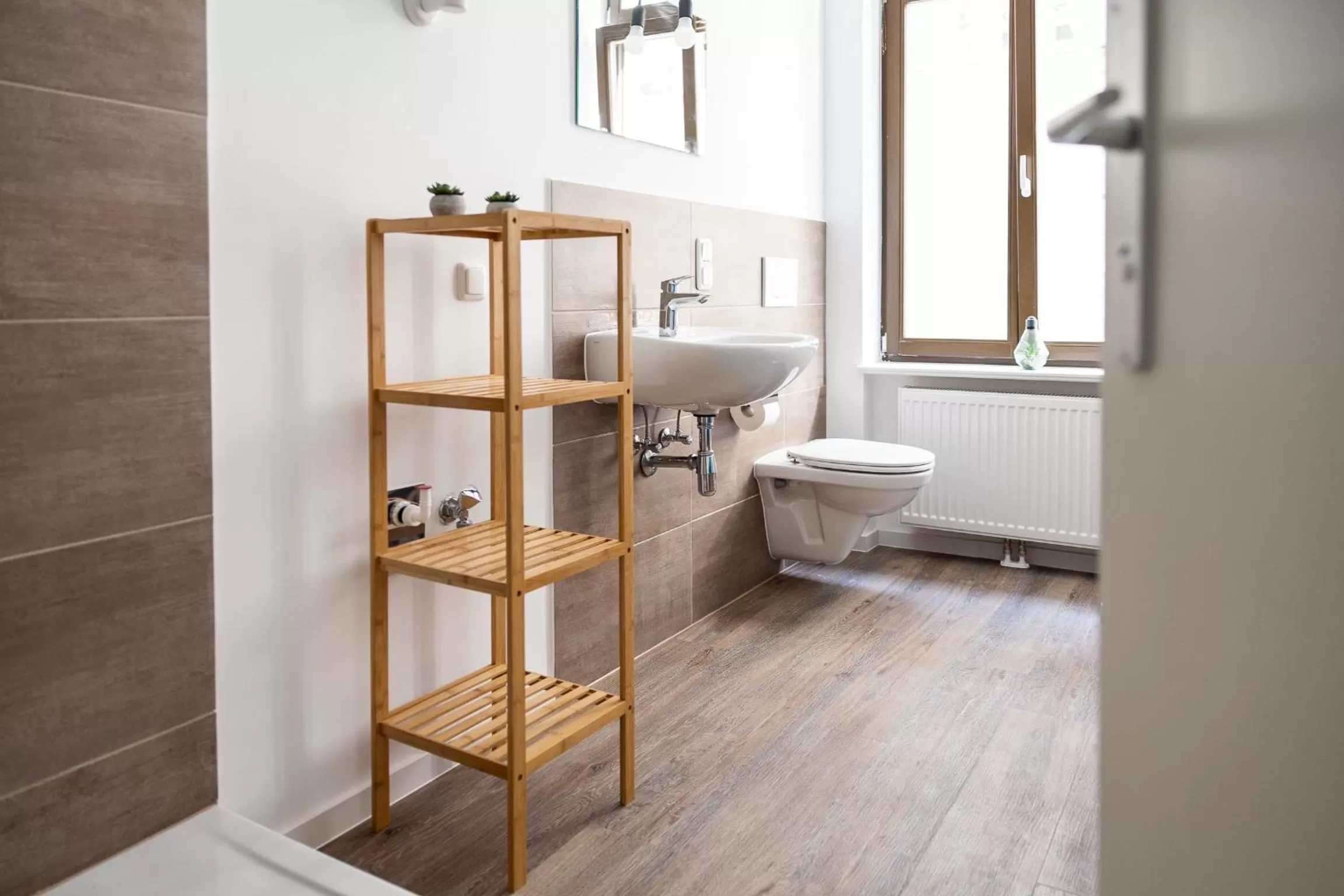 Bathroom in Apartments am Neuen Theater - Altstadt - Zentral - Küche - Wifi - Powered by Ko-Living