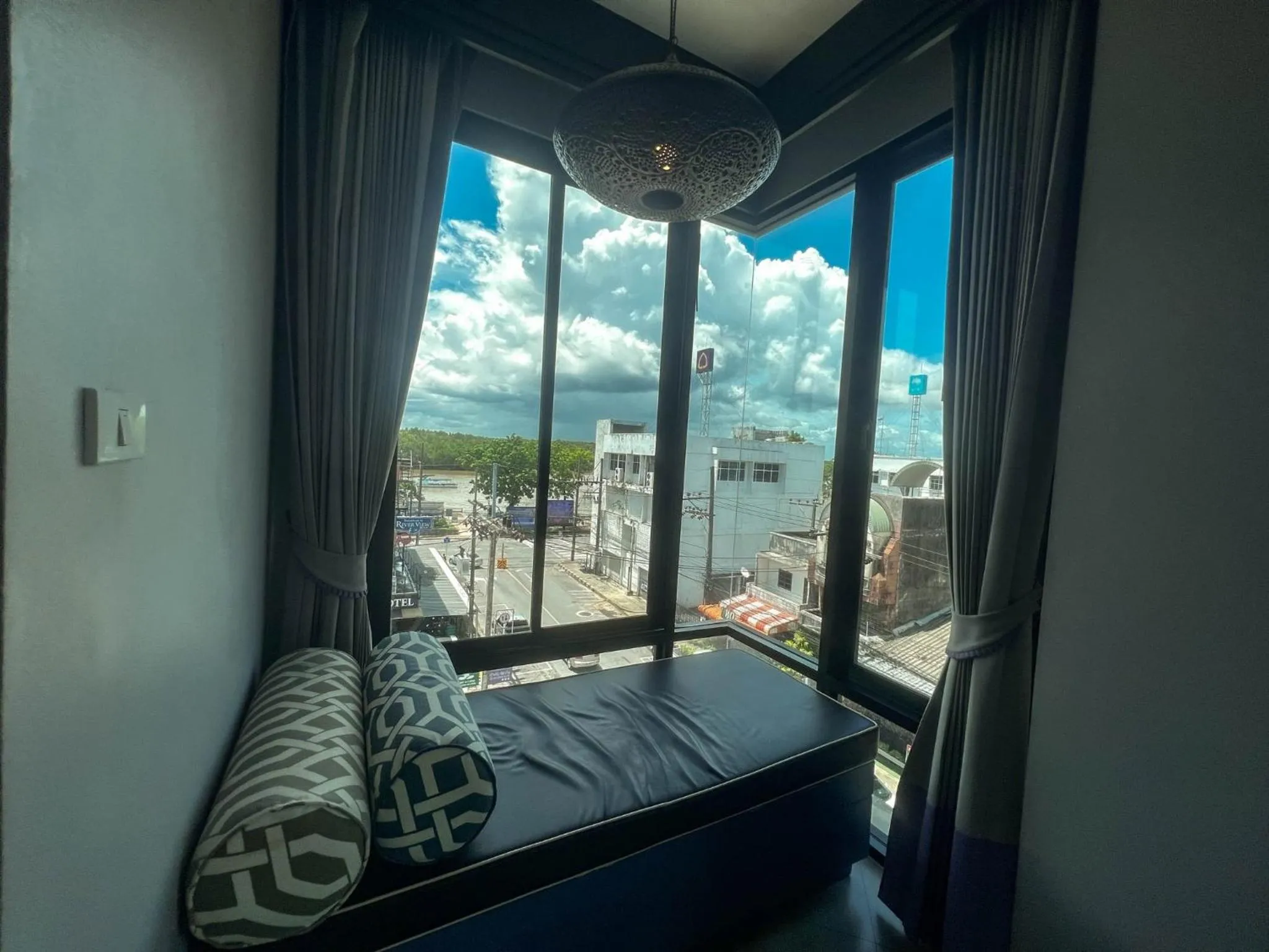 View (from property/room), Bed in Srisawara Casa Hotel