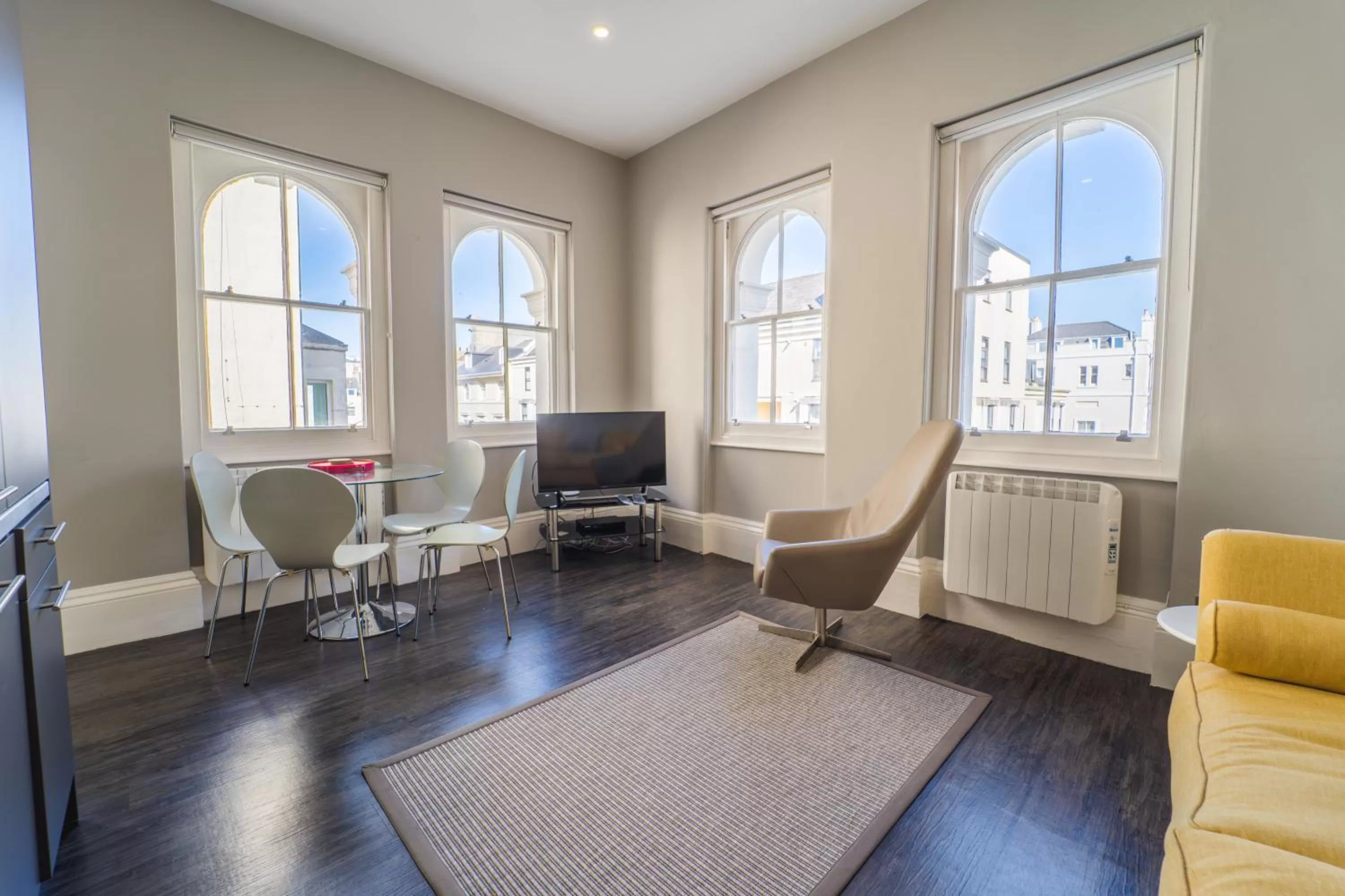 Living room in 1 Elliot Terrace