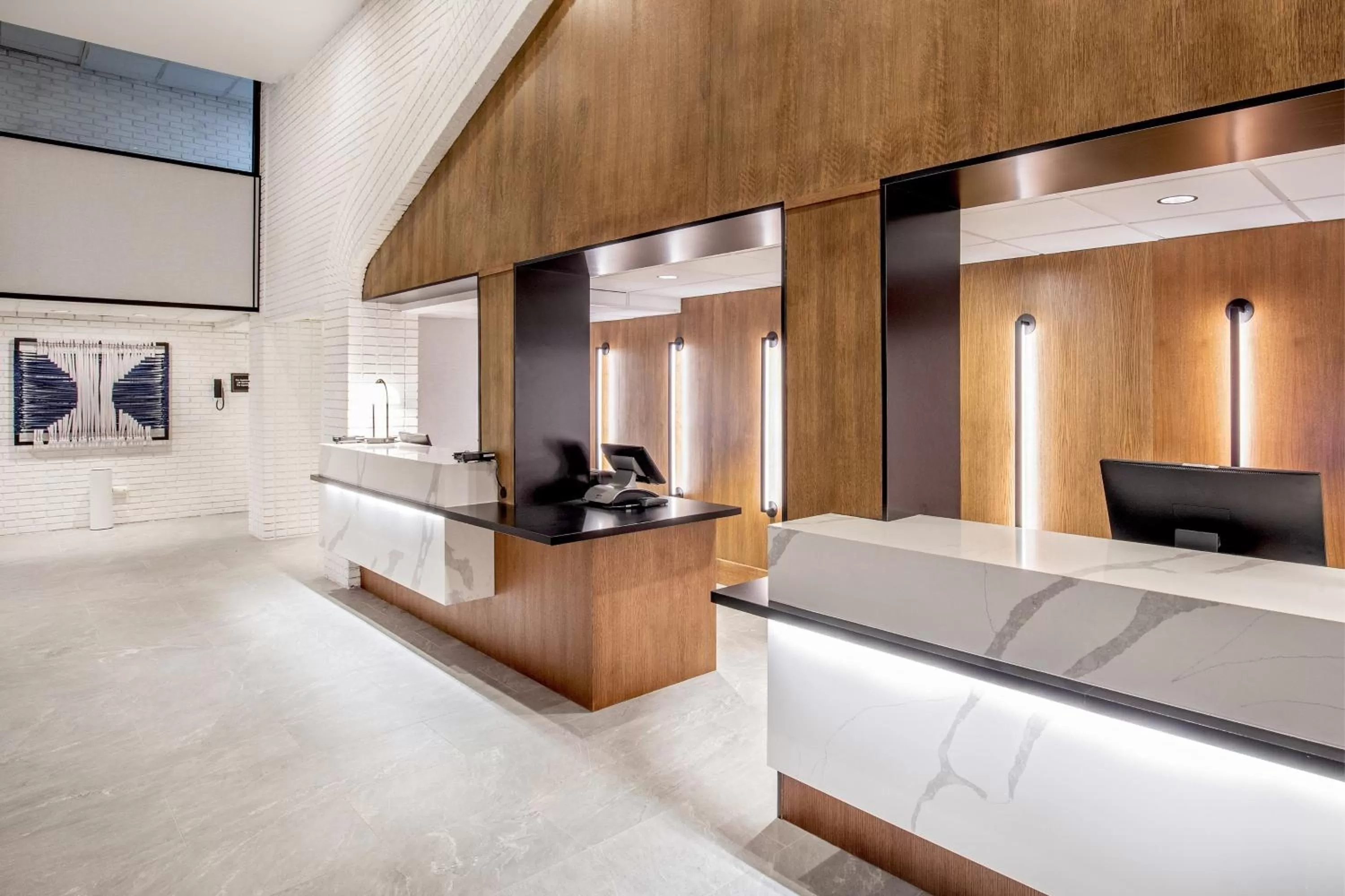 Lobby or reception in Sheraton Nashua