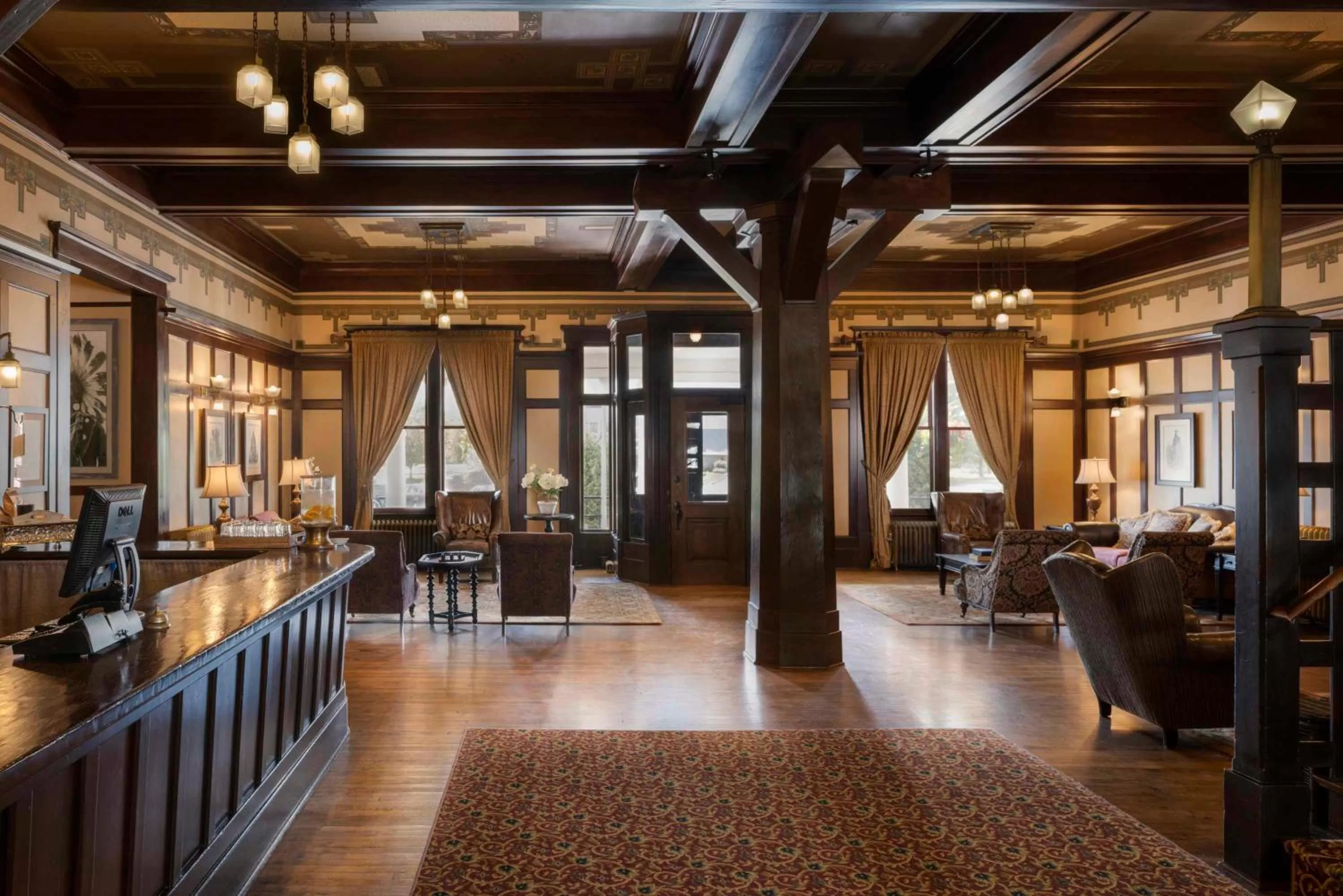 Lobby or reception in The Sacajawea Hotel