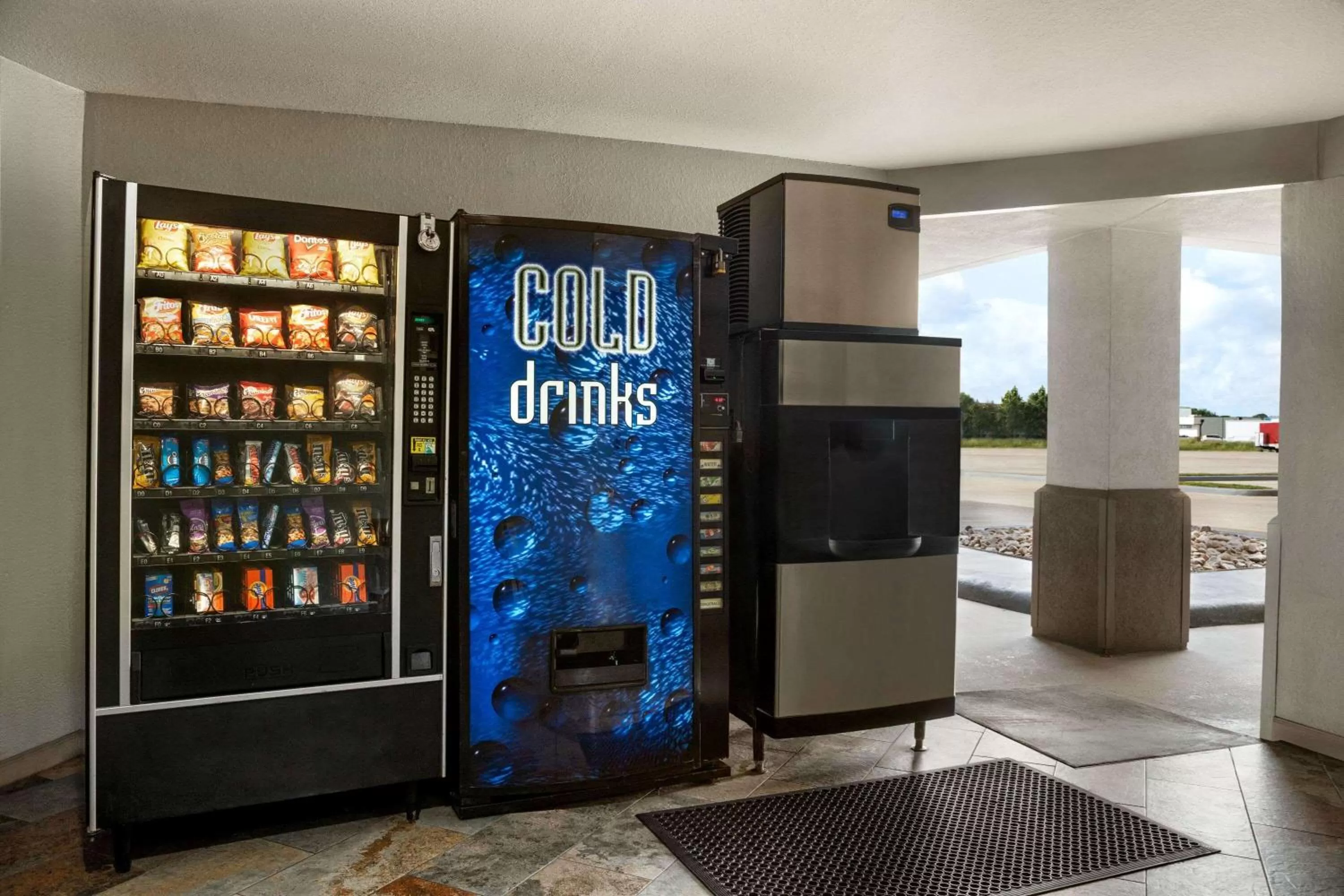 On site in Super 8 by Wyndham Houston/Dtwn/I-610