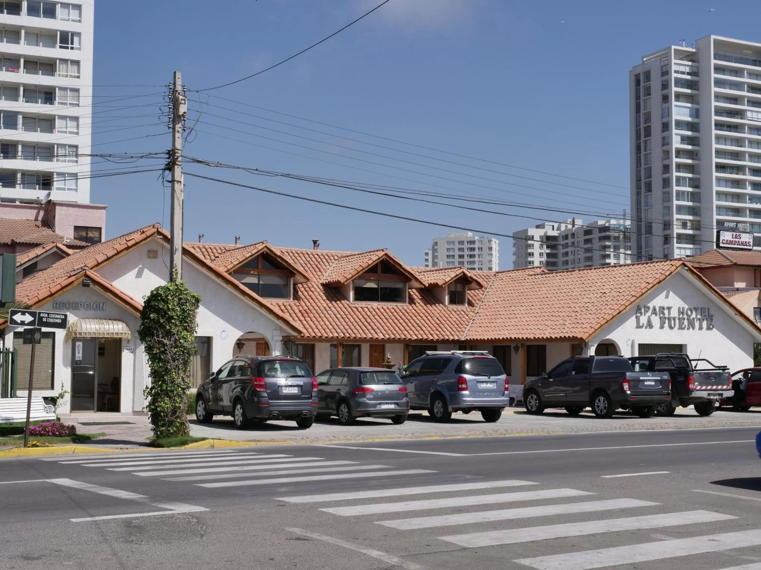 Facade/entrance, Property Building in Hotel La Fuente