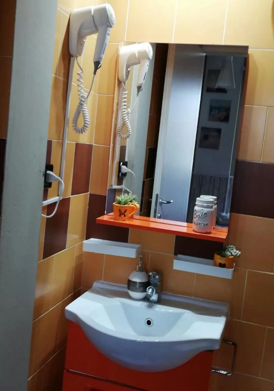 B&B Sweet Home Two Steps From The Ruins...