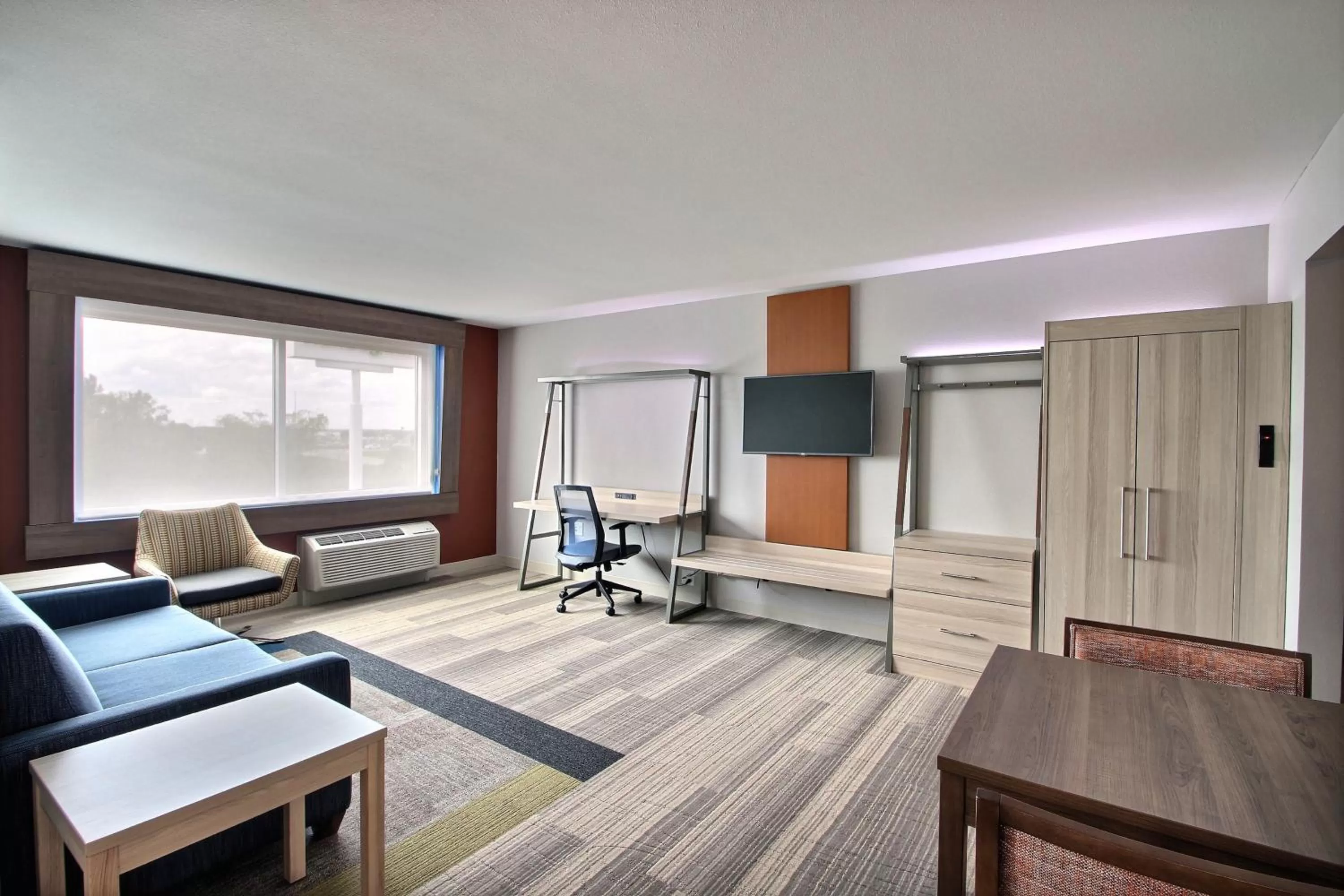 Bedroom in Holiday Inn Express & Suites Fond Du Lac by IHG