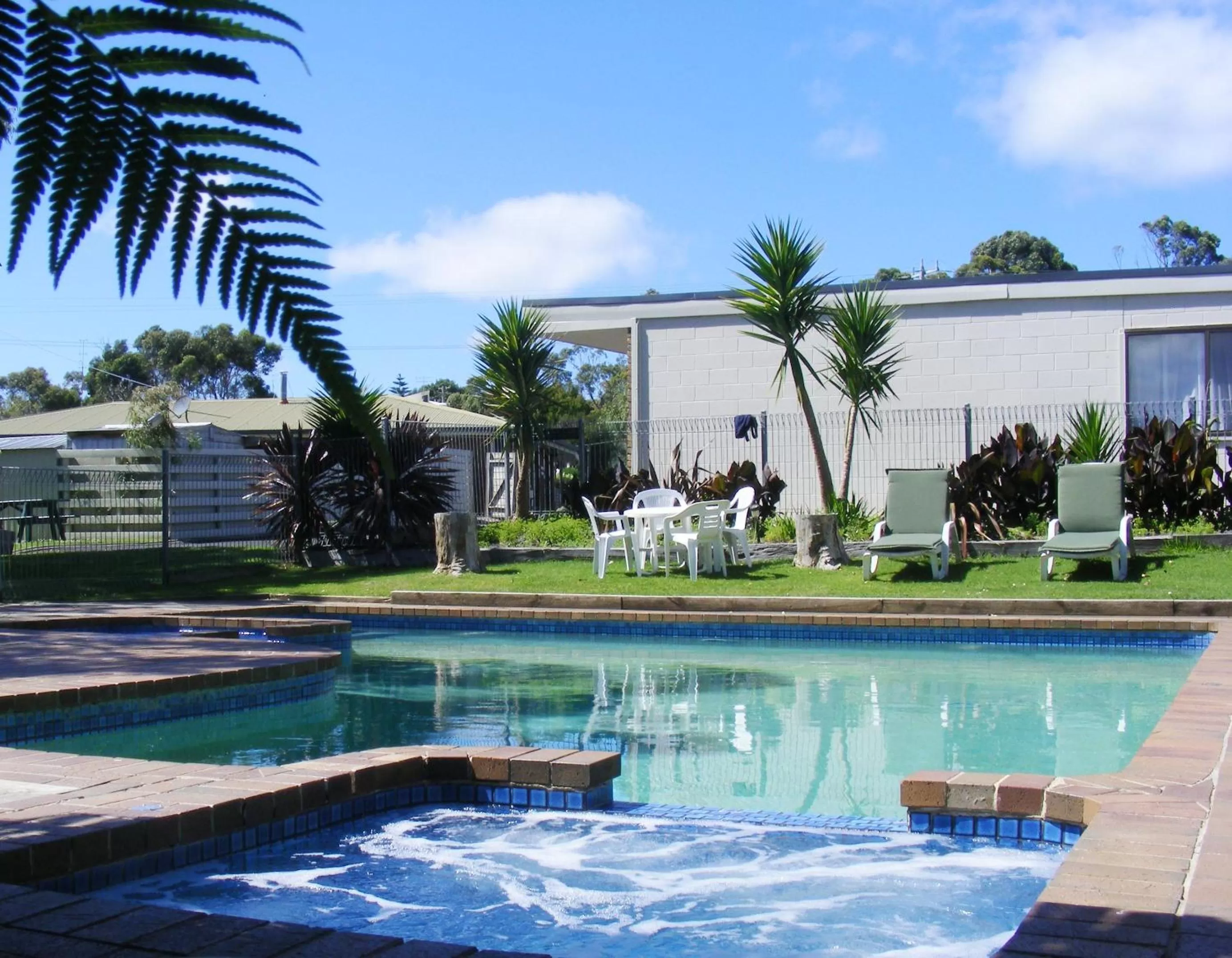 Swimming pool in Motel Marengo
