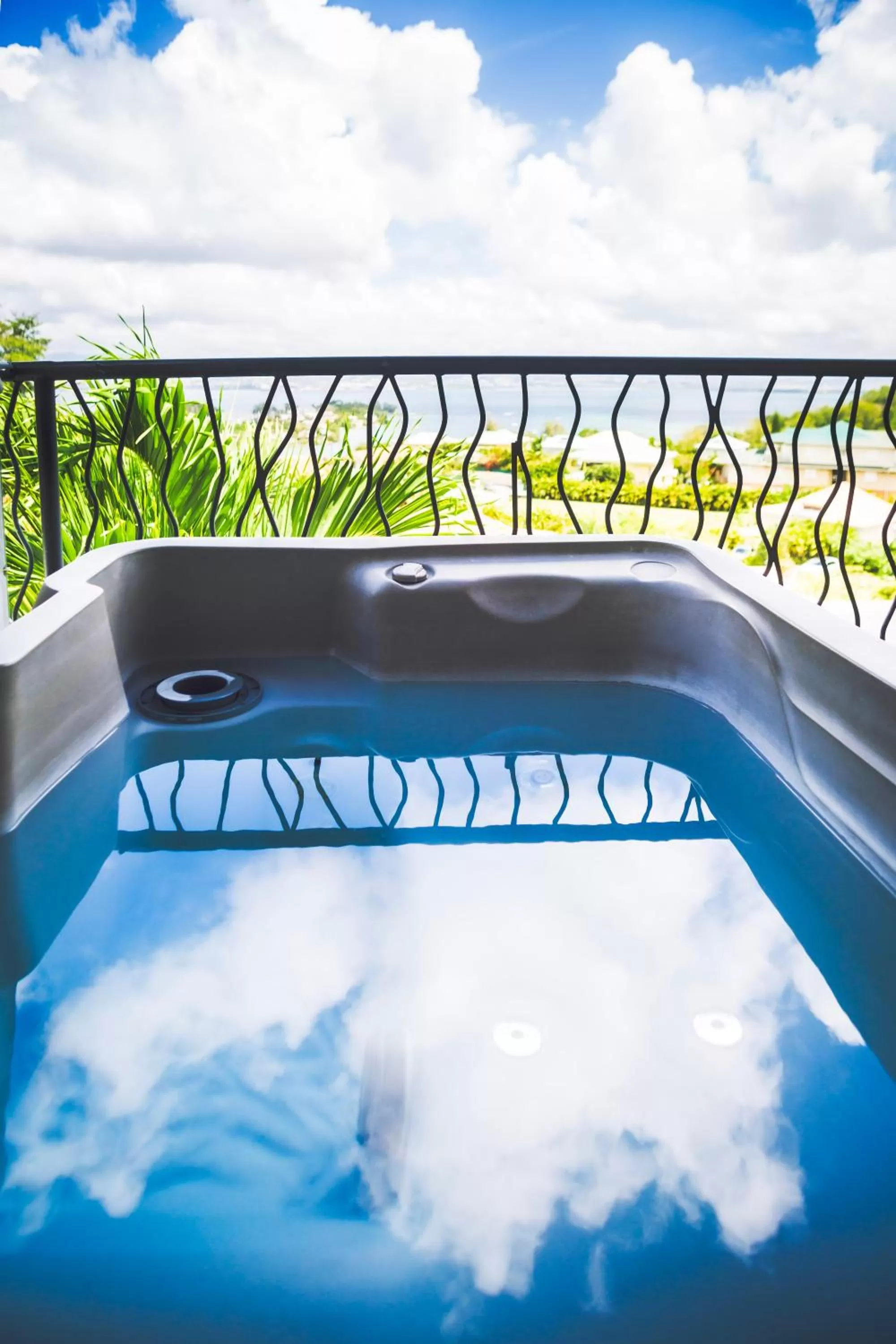 Hot Tub in La Suite Villa