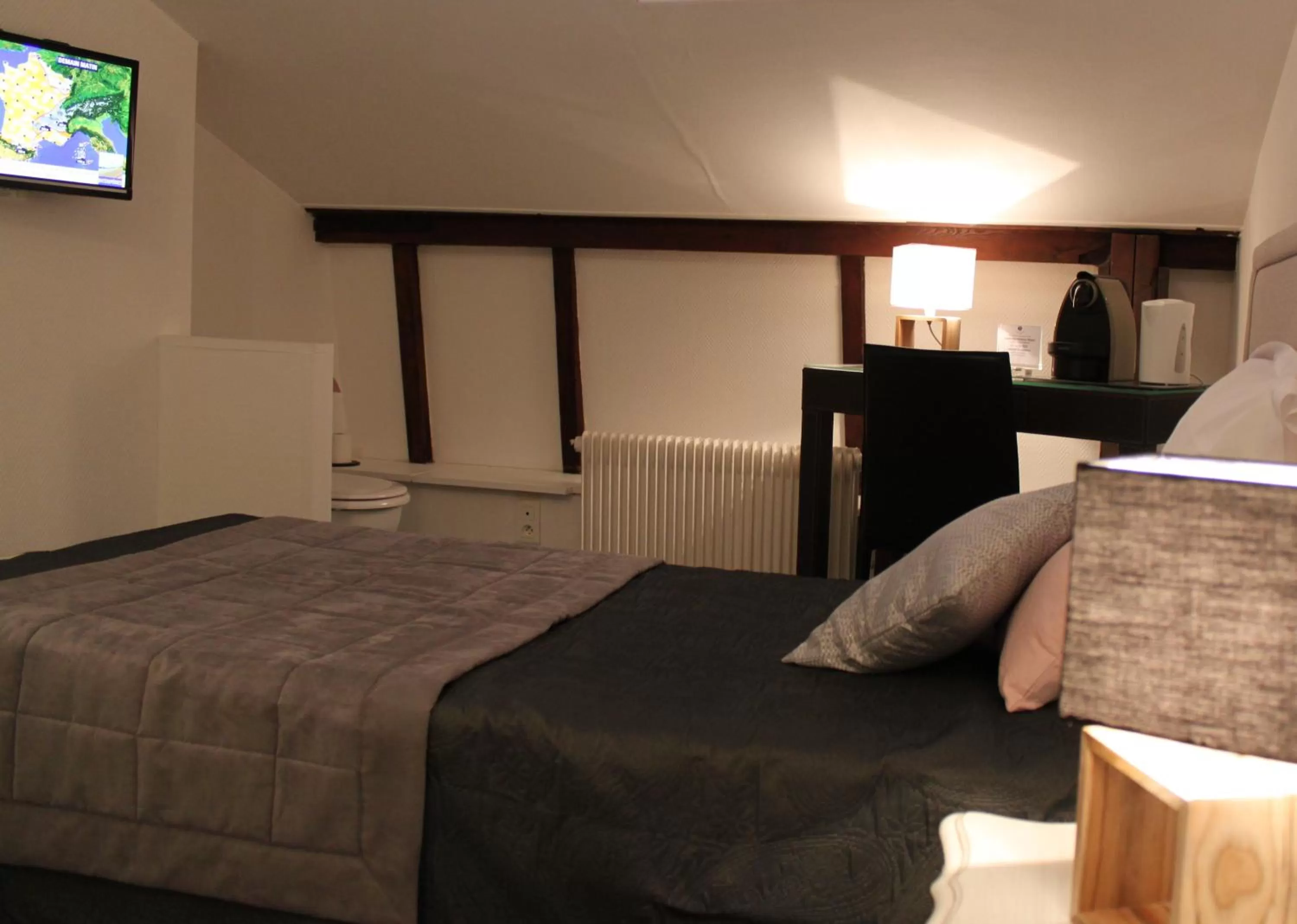 Bed in Résidence et Chambres d'Hôtes de La Porte d'Arras