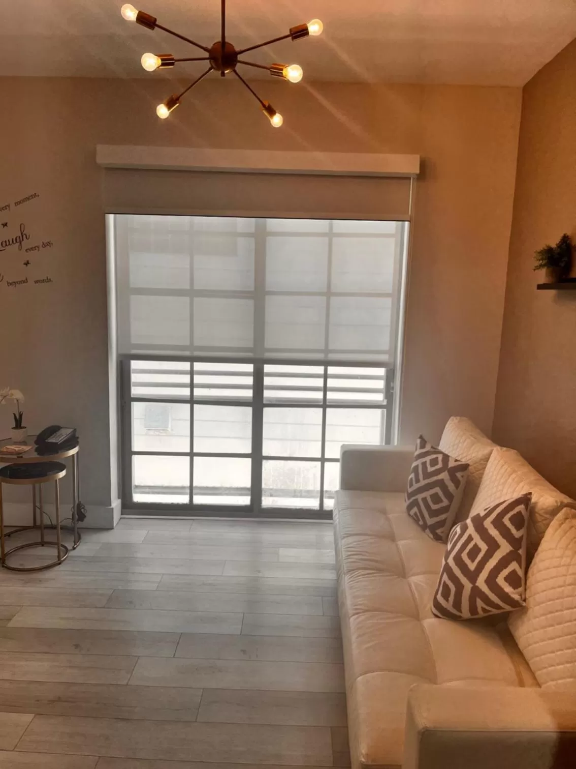 Living room, Seating Area in Suites at The Strand on Ocean Drive