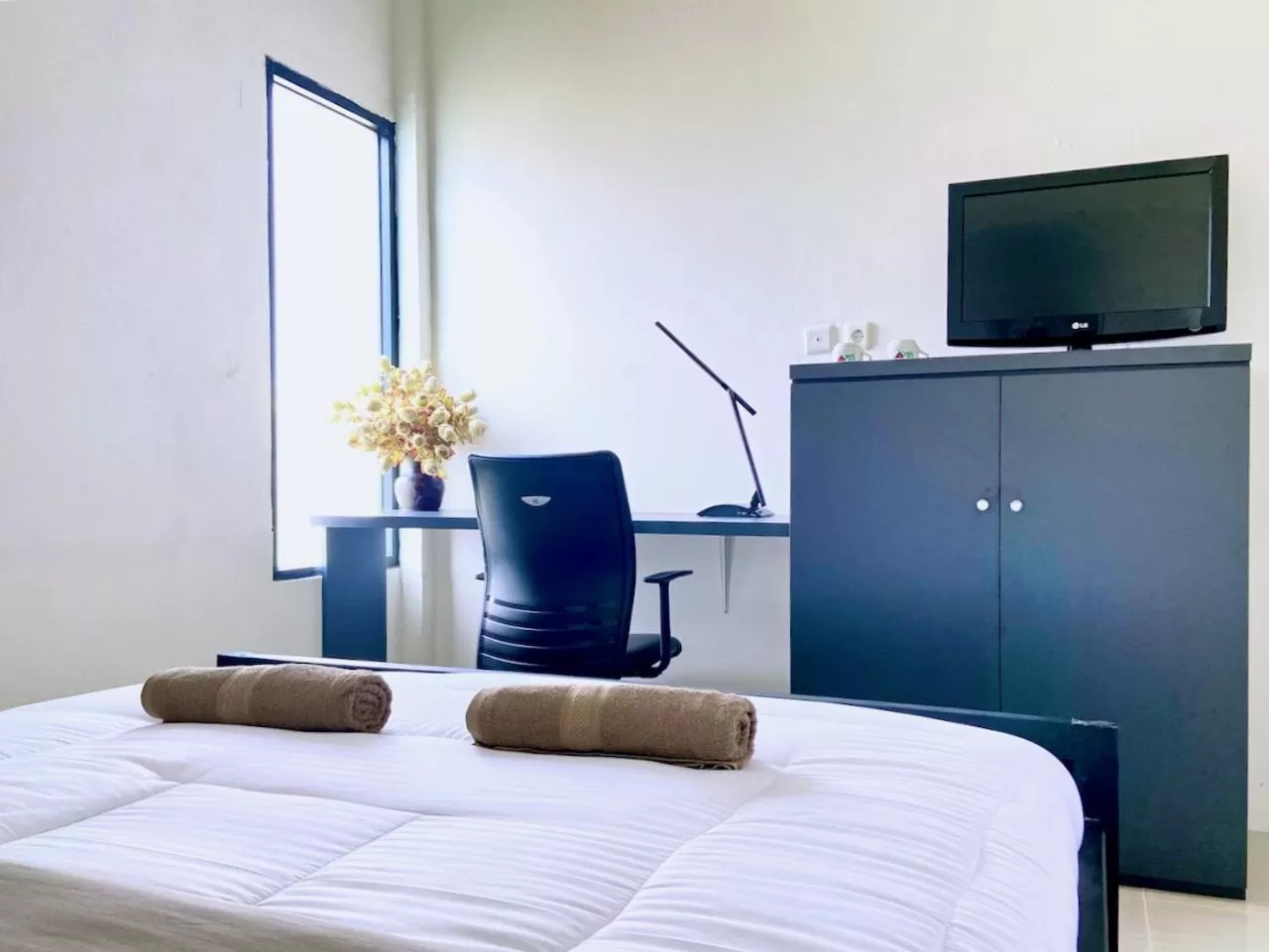 Bed in Ameera Patra Kuningan