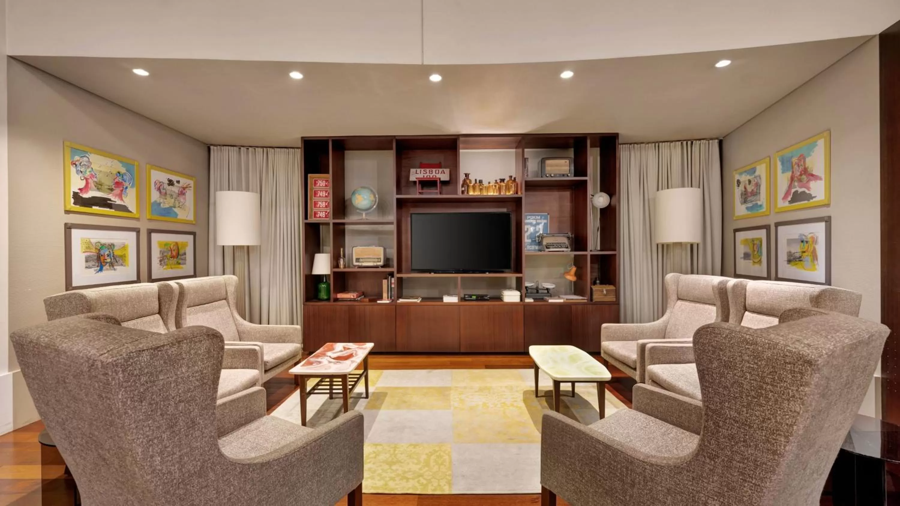 Property building in Holiday Inn Porto Gaia by IHG