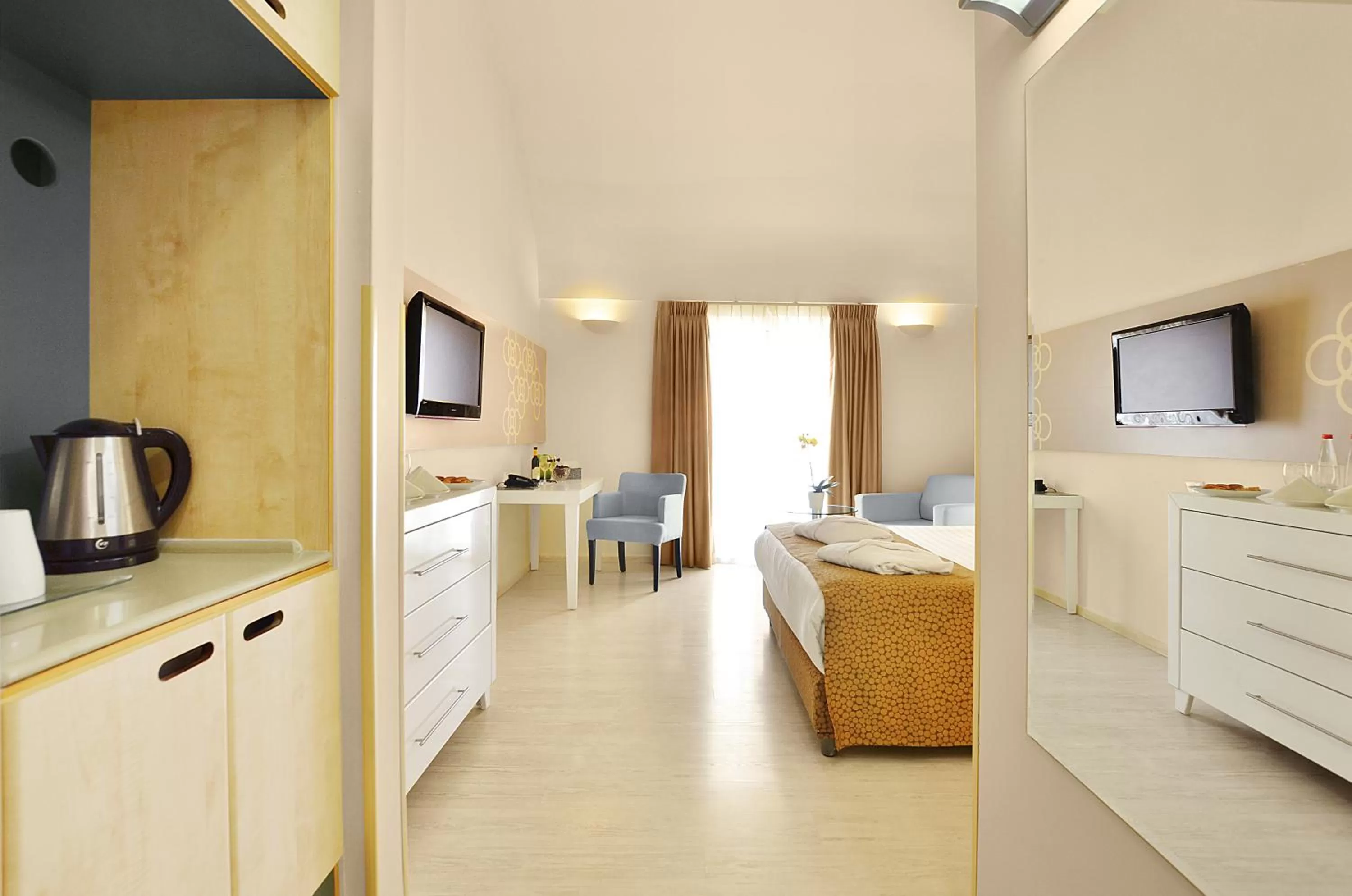 Day, Bed in Ruth Daniel Residence