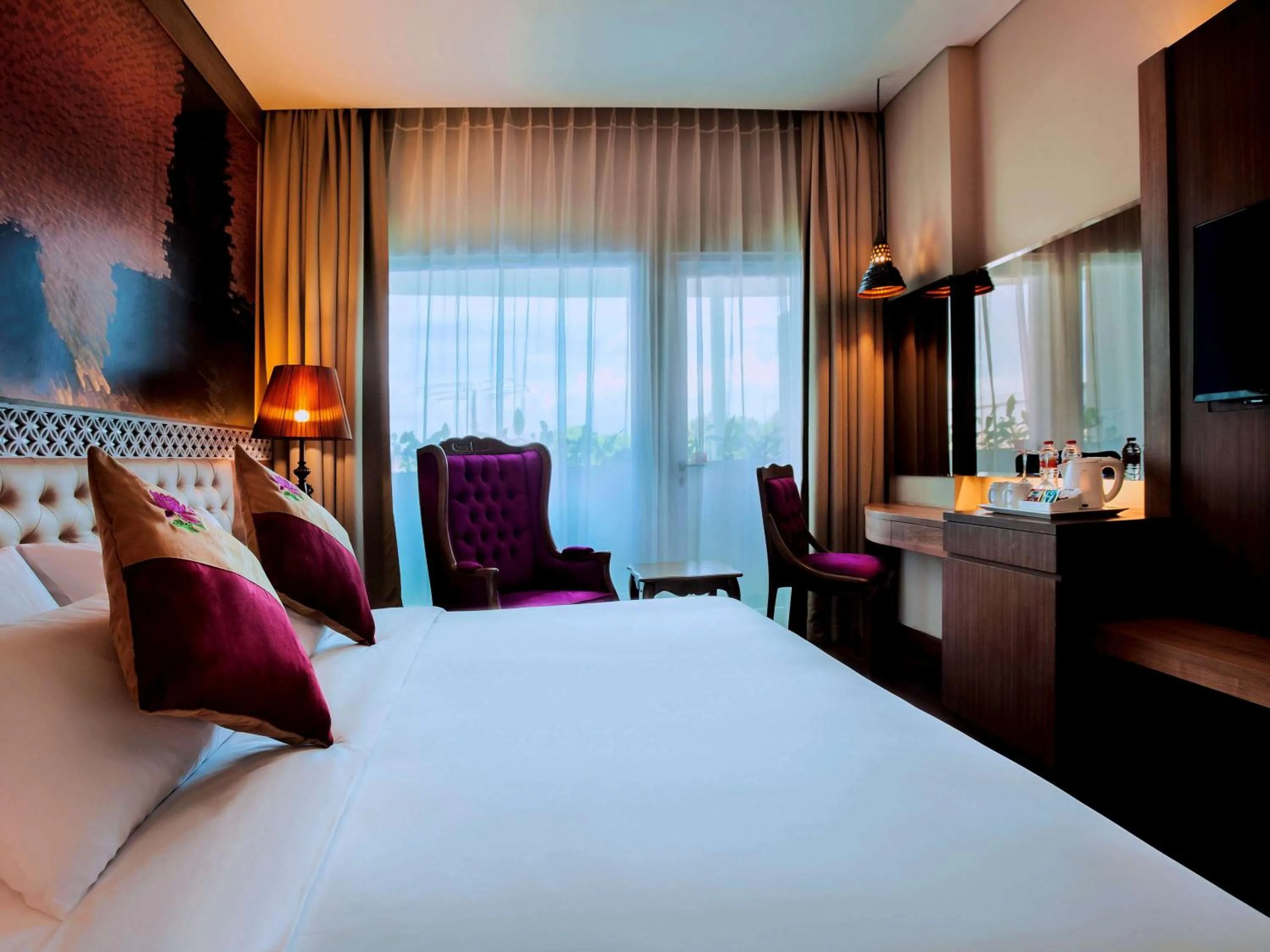 Photo of the whole room, Bed in Grand Mercure Yogyakarta Adi Sucipto