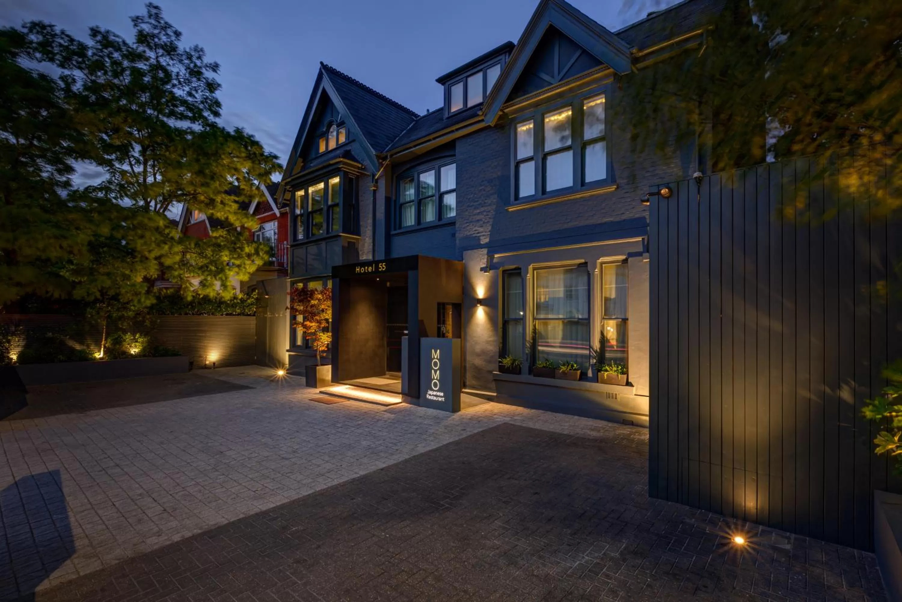 Facade/entrance in Hotel 55