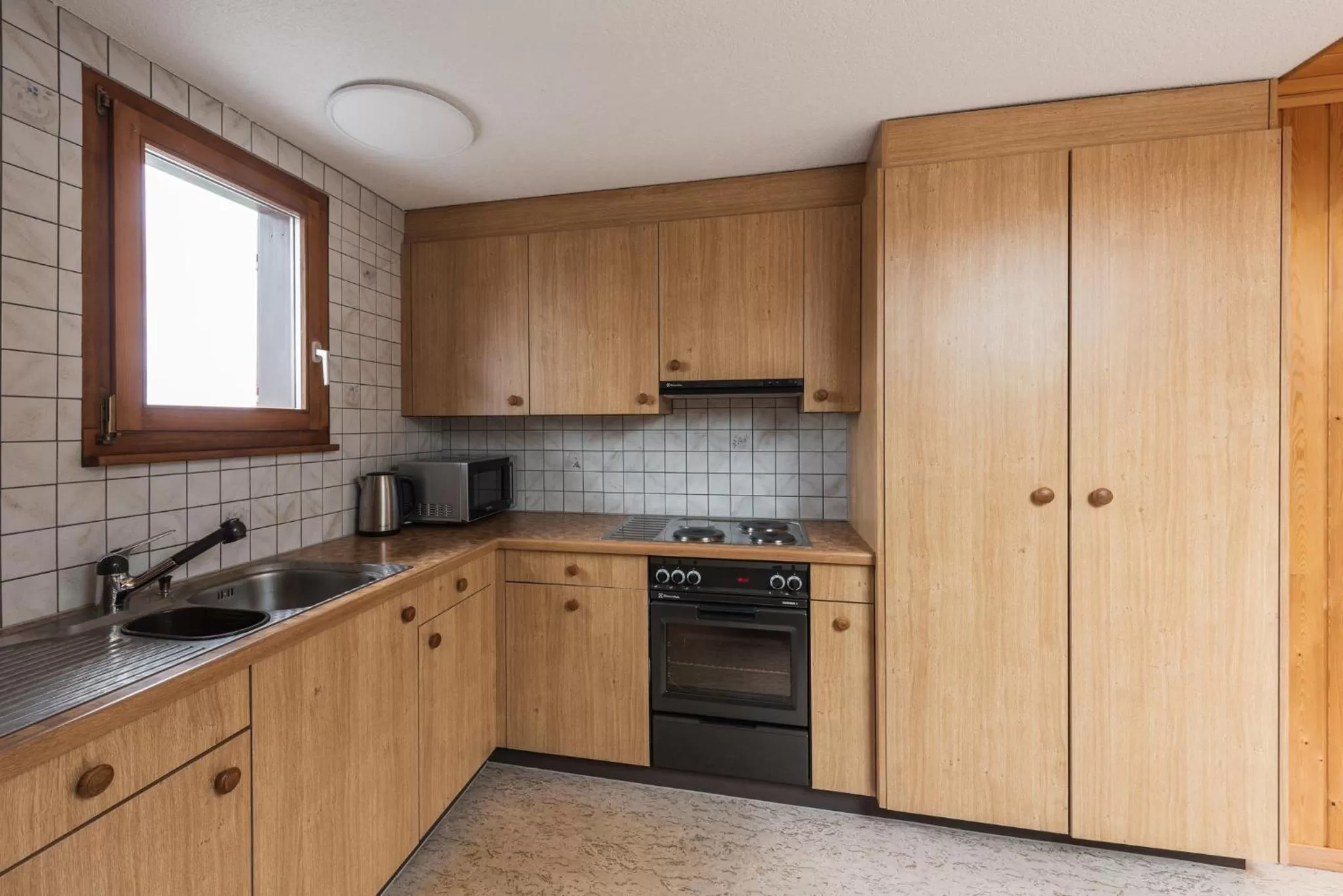 Communal kitchen in B&B Hof Grosschreie