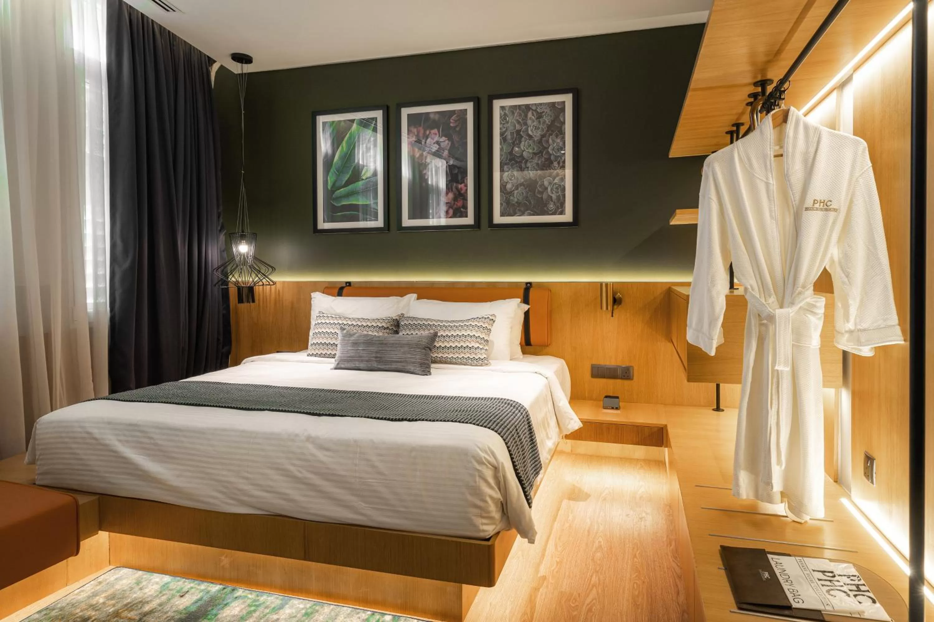 Bedroom, Bed in Macalister Hotel Managed by The Ascott Limited