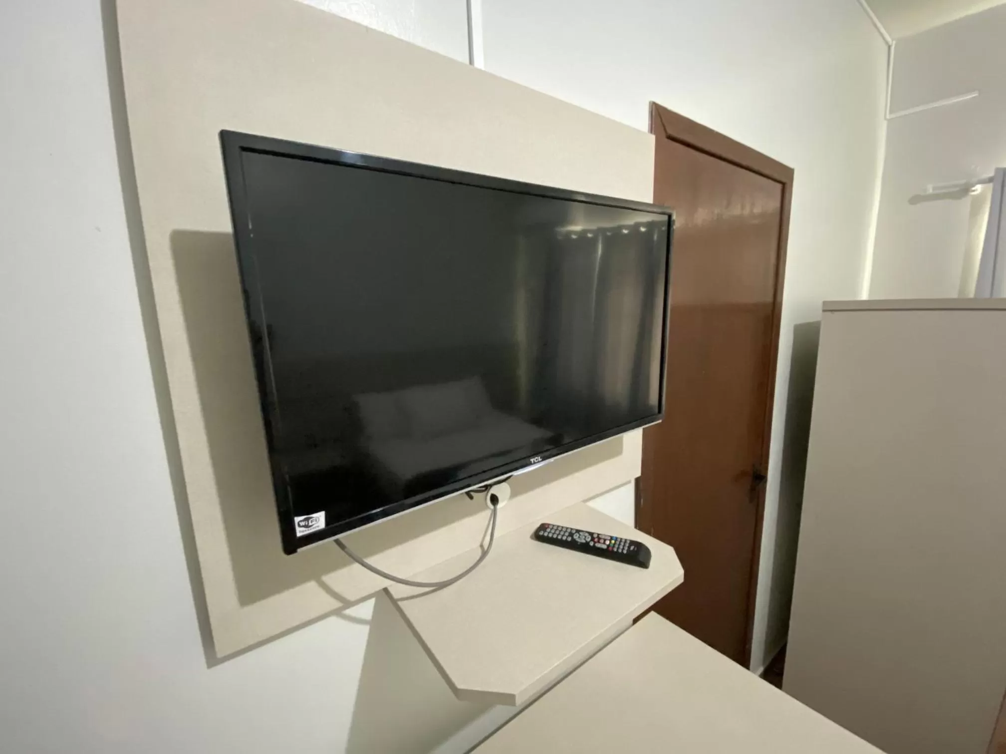 TV and multimedia in Hotel Panorâmico