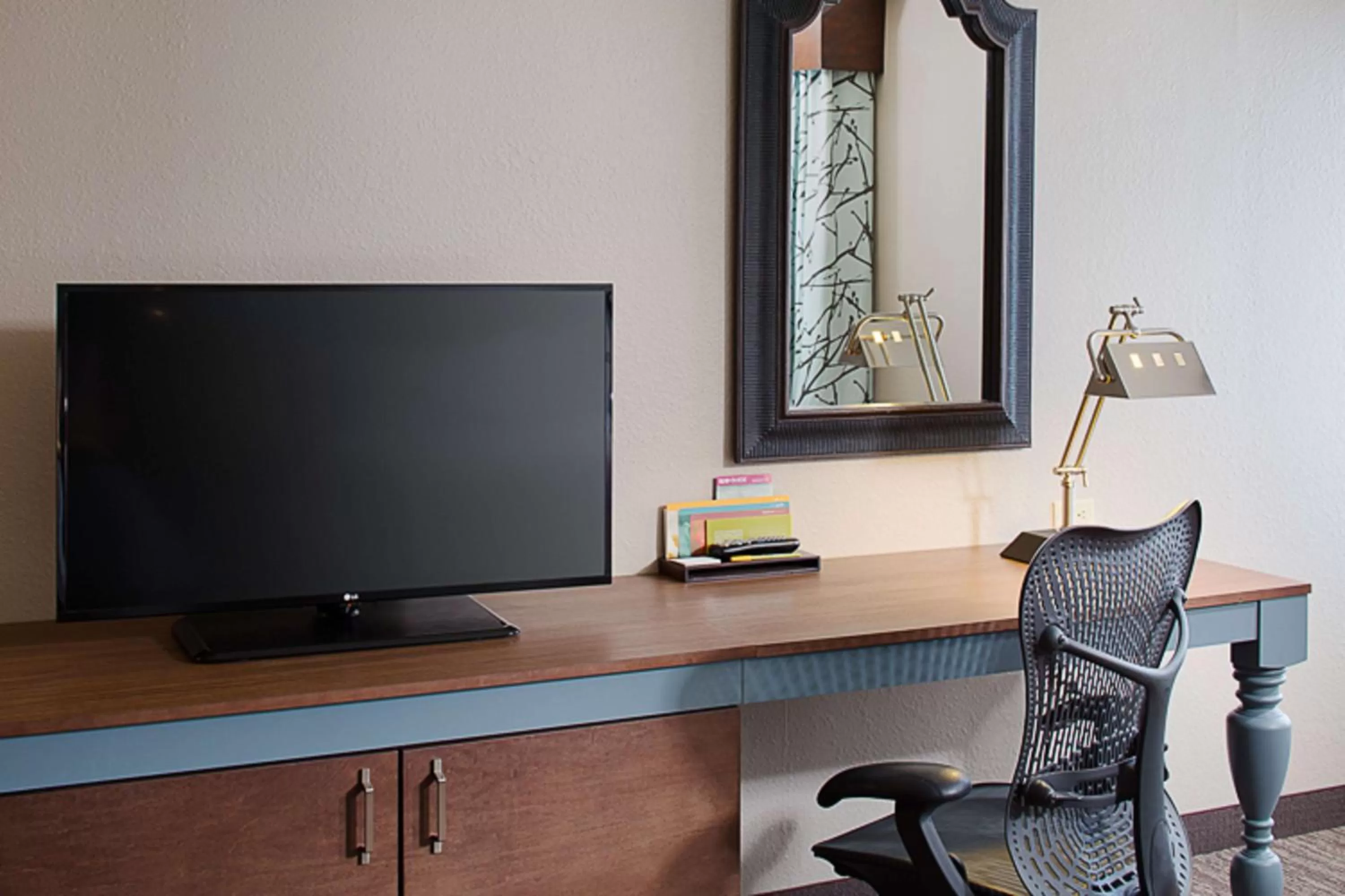 Bedroom in Hilton Garden Inn Albany Airport