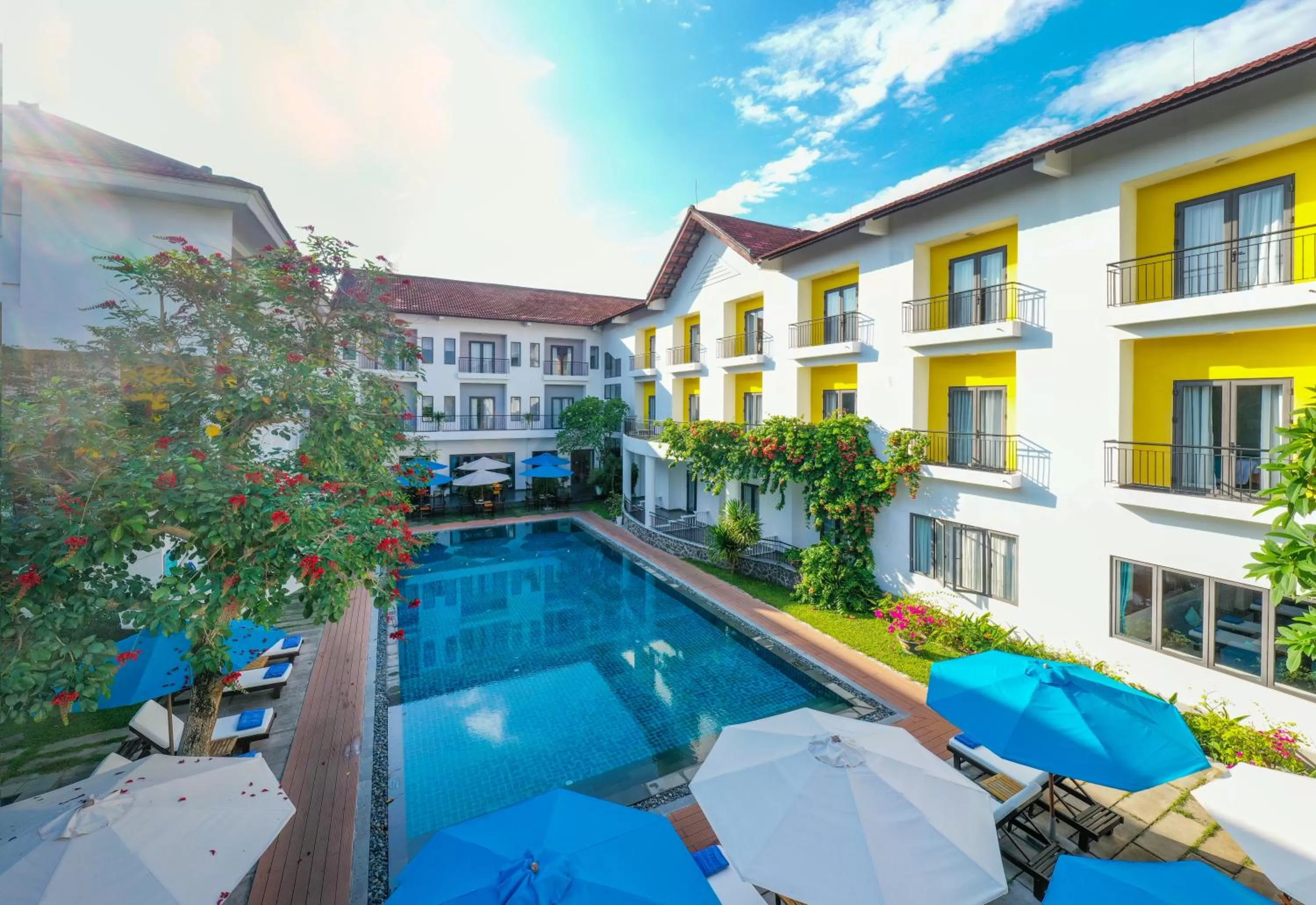 Property building in ÊMM Hotel Hoi An