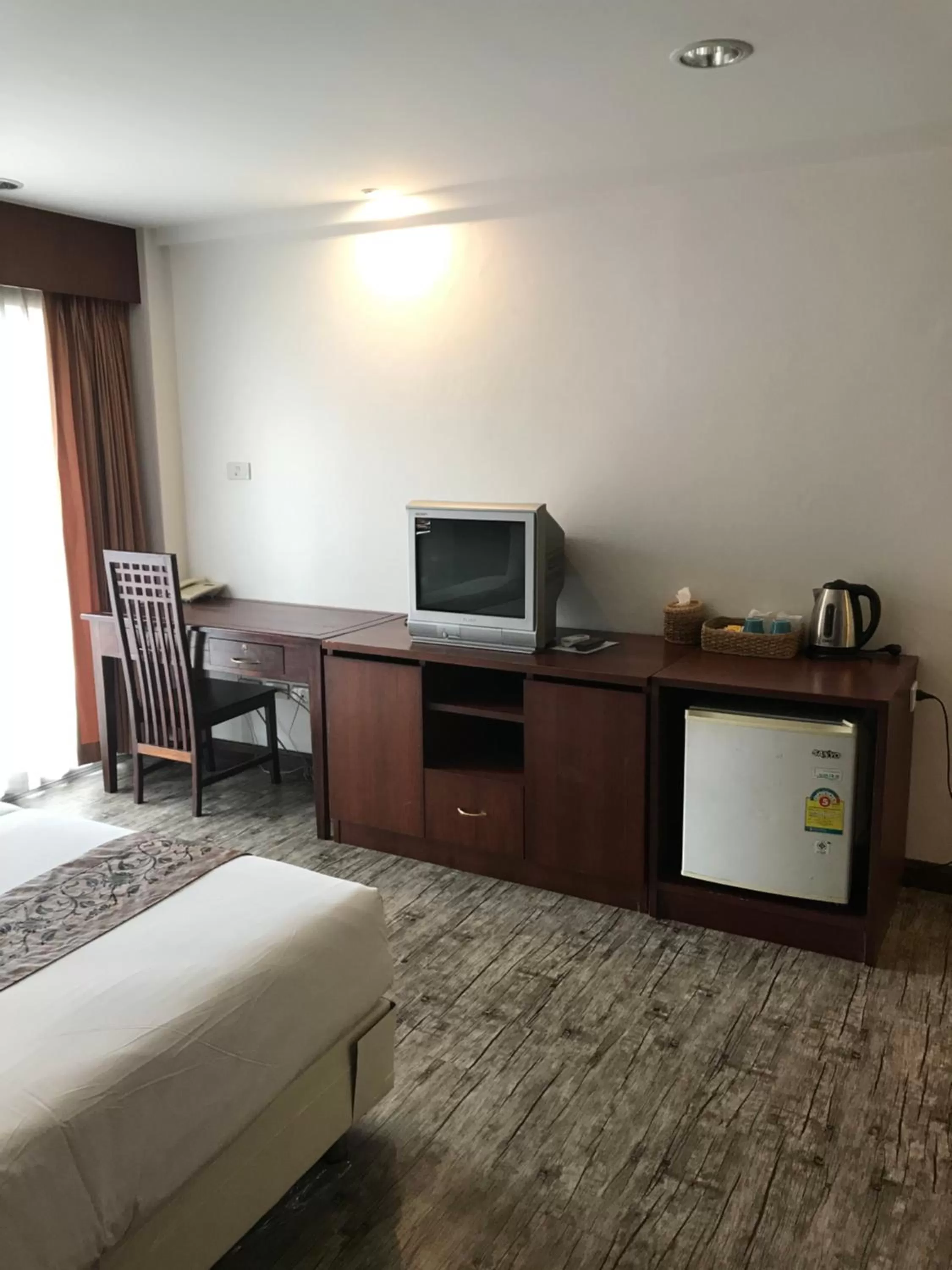 TV and multimedia, Bed in Floral Shire Suvarnabhumi Airport