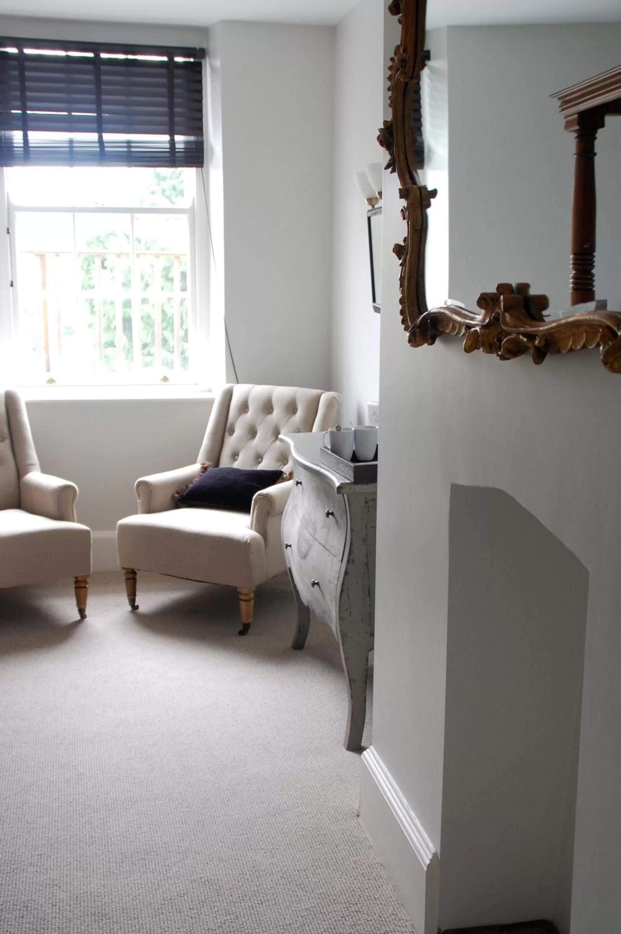 Day, Seating Area in The Bridge House